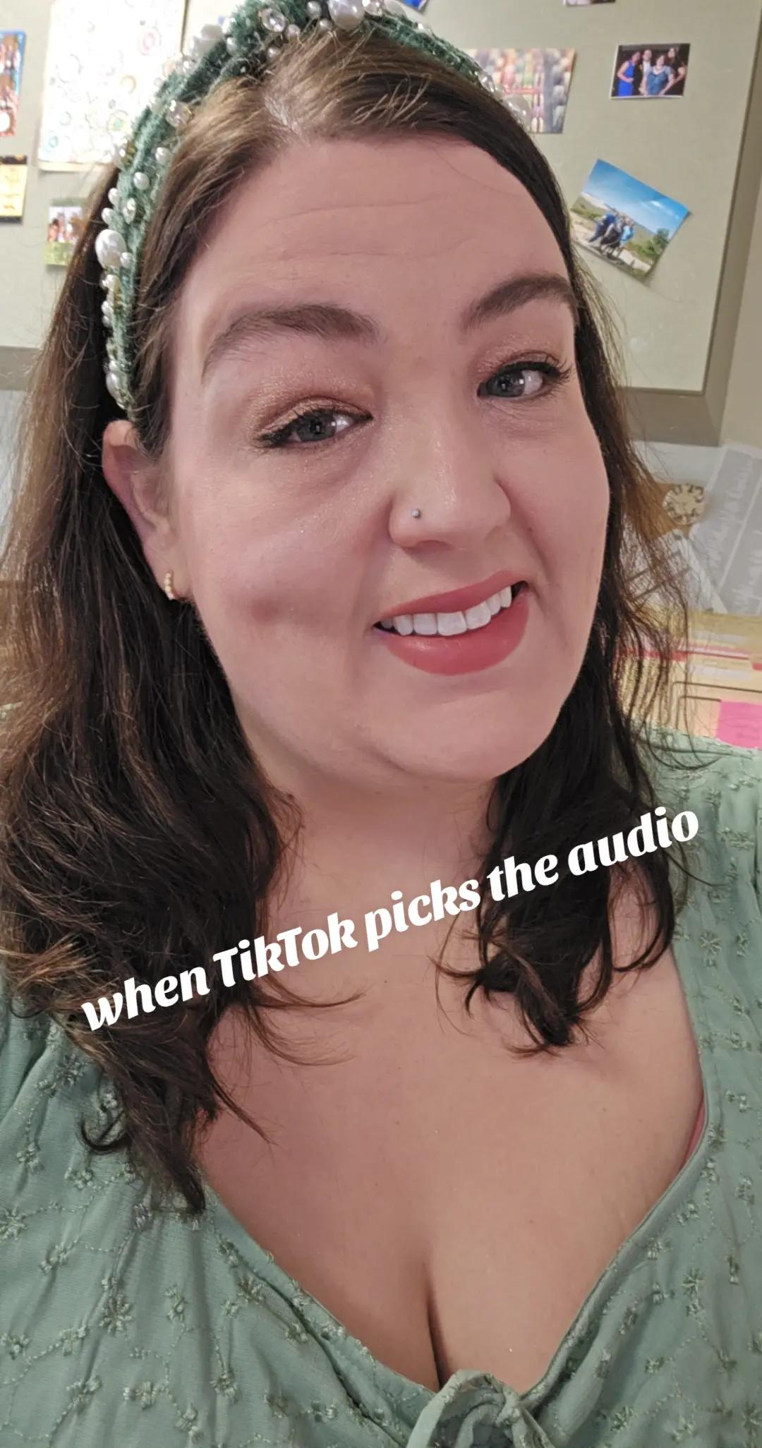 @Tiffany Tries It