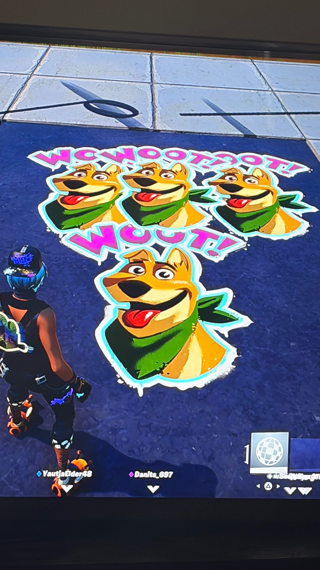 @️