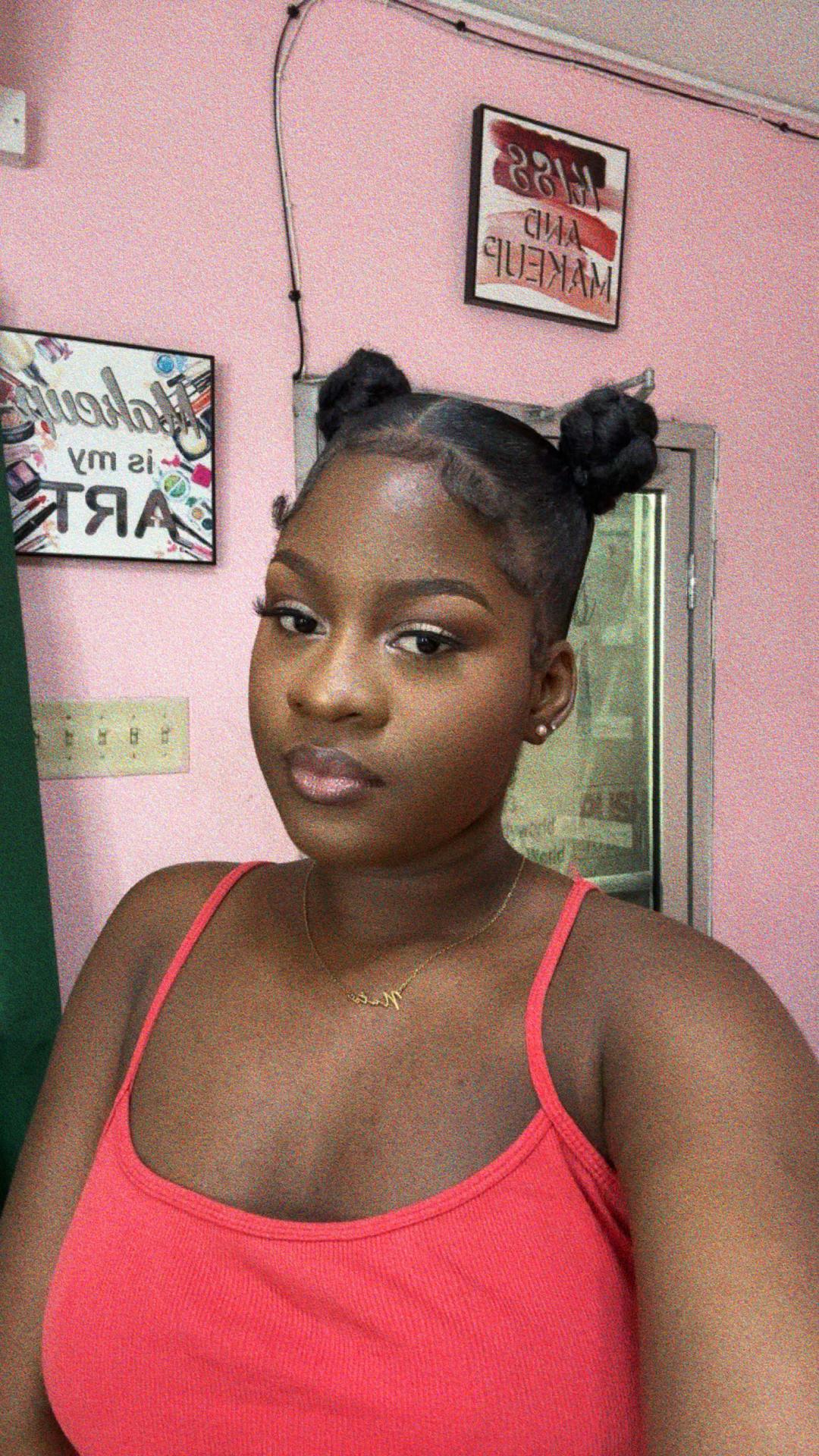 @Sanii🎀🫦