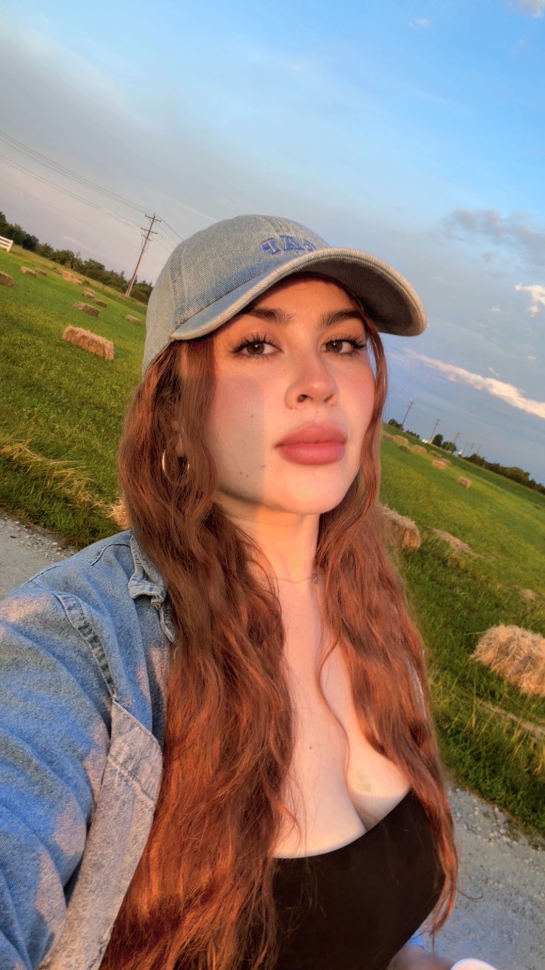 @FABBYLAND🍒