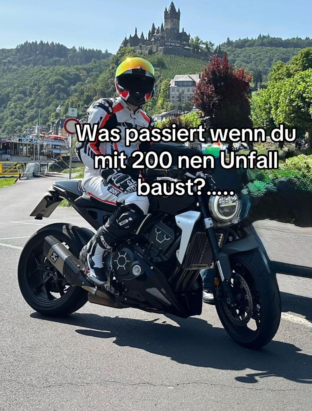 @Naked Essener‘z