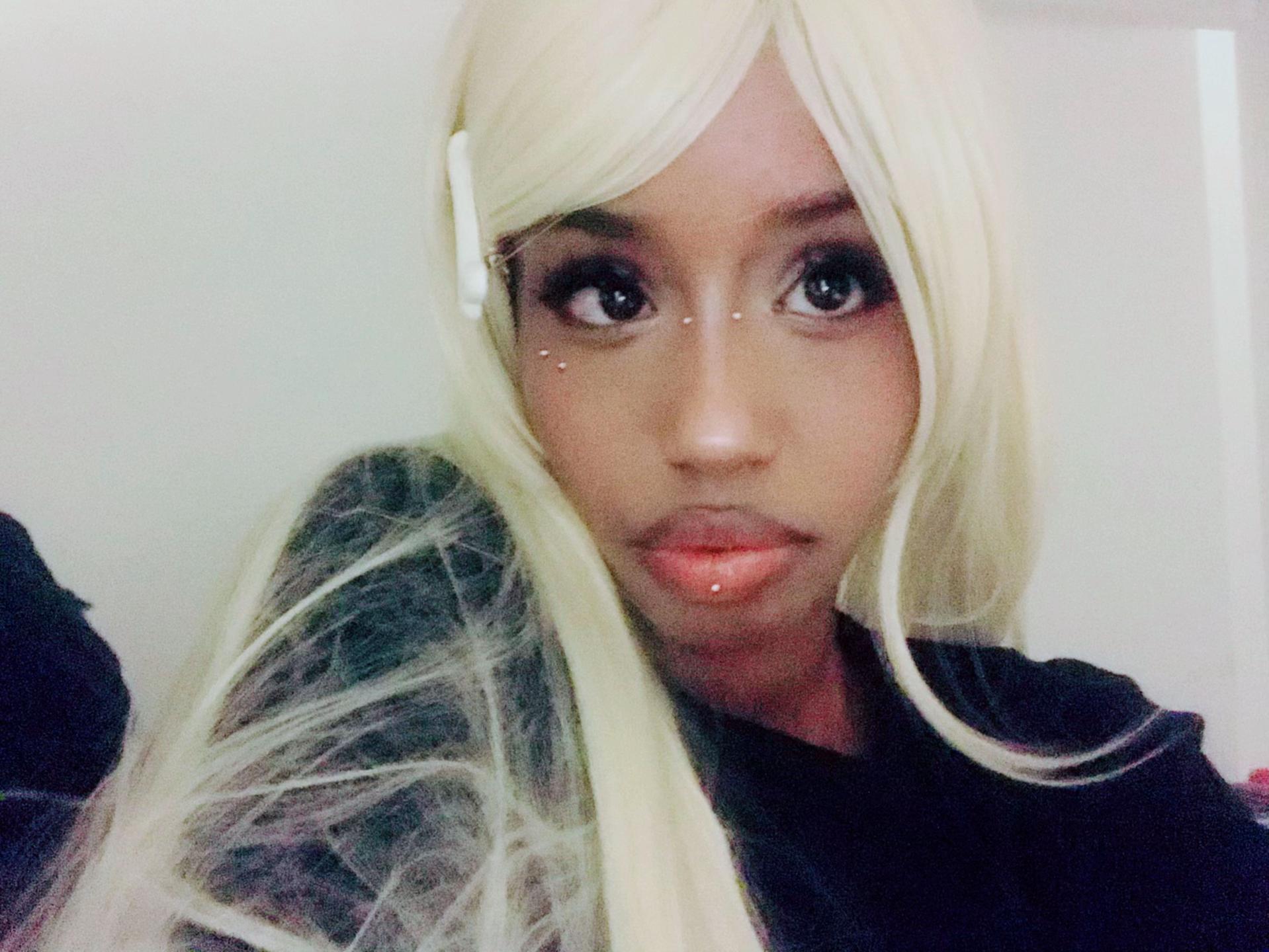 @🎏
