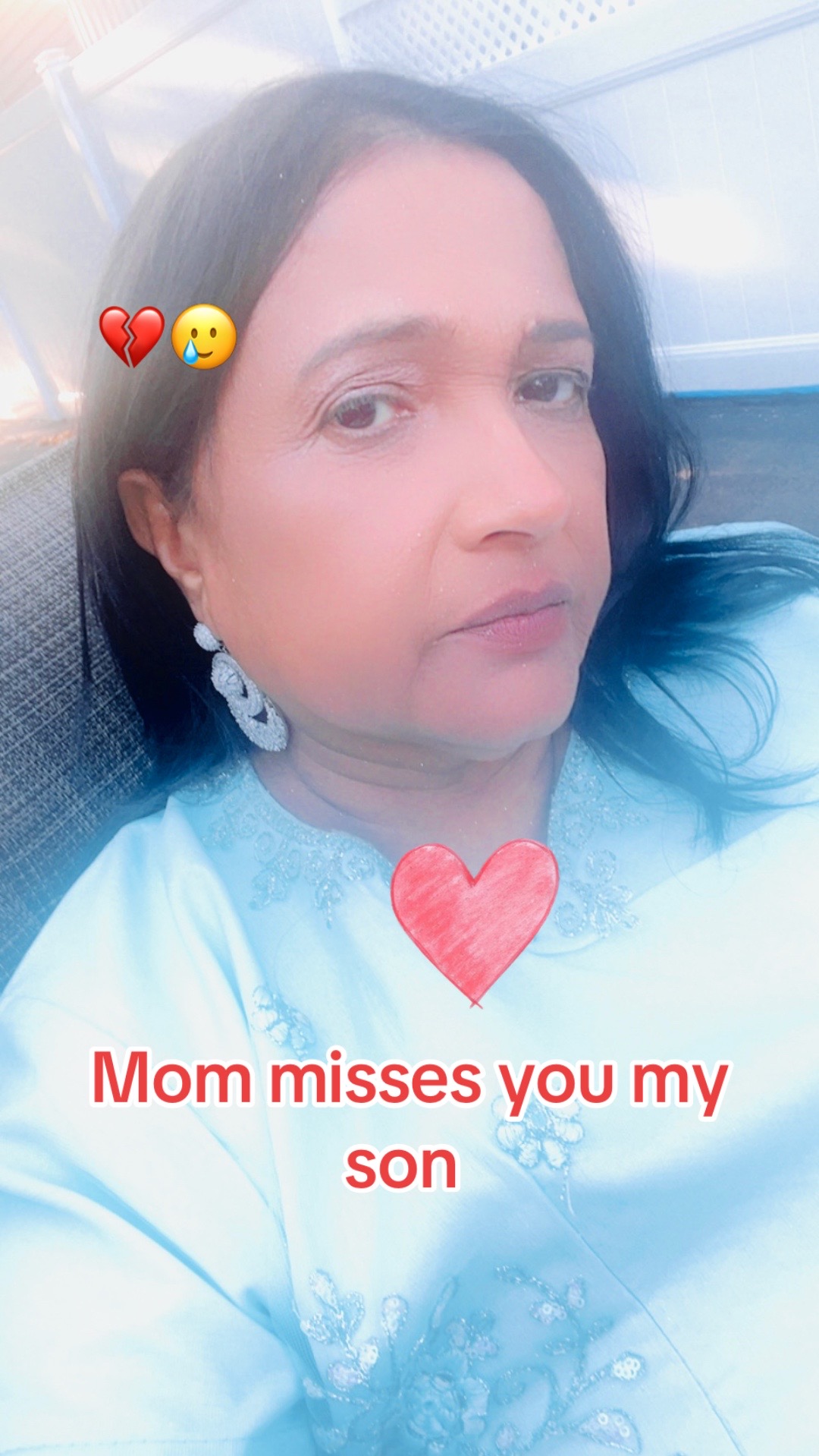@guyanesegyal_helenB