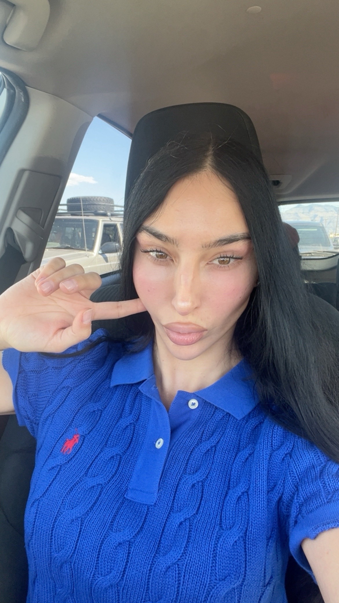 @bydecki