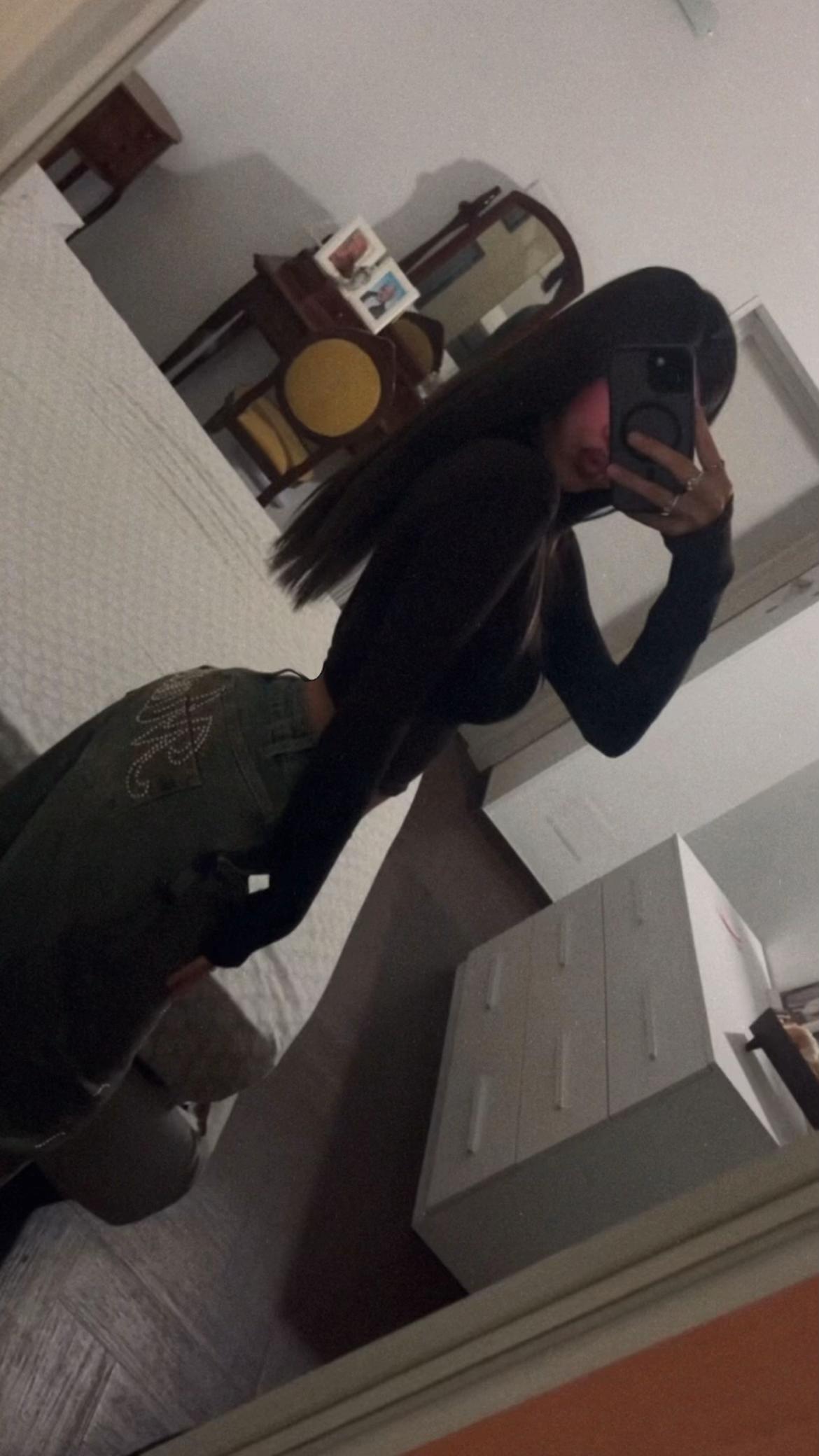@mery