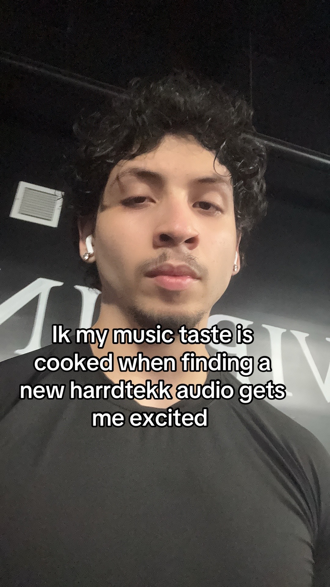 @Andres