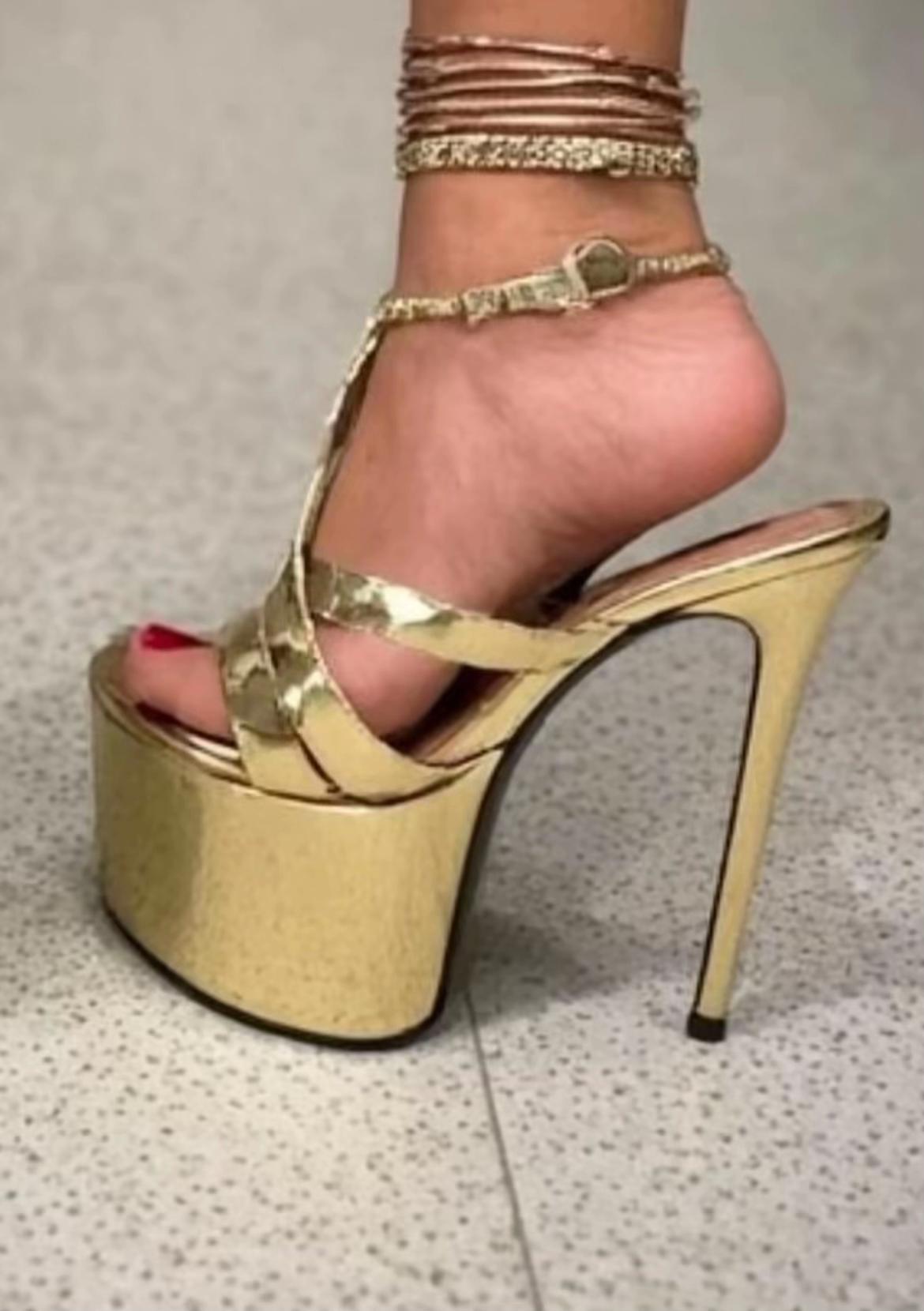 @Mia Isabella