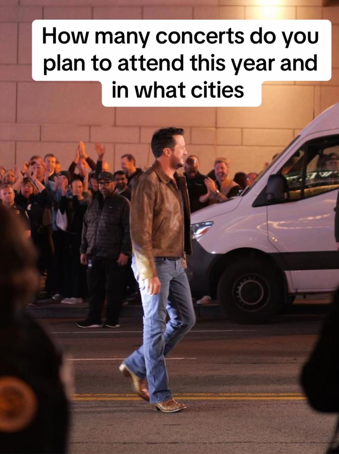 @Luke Bryan fan Page