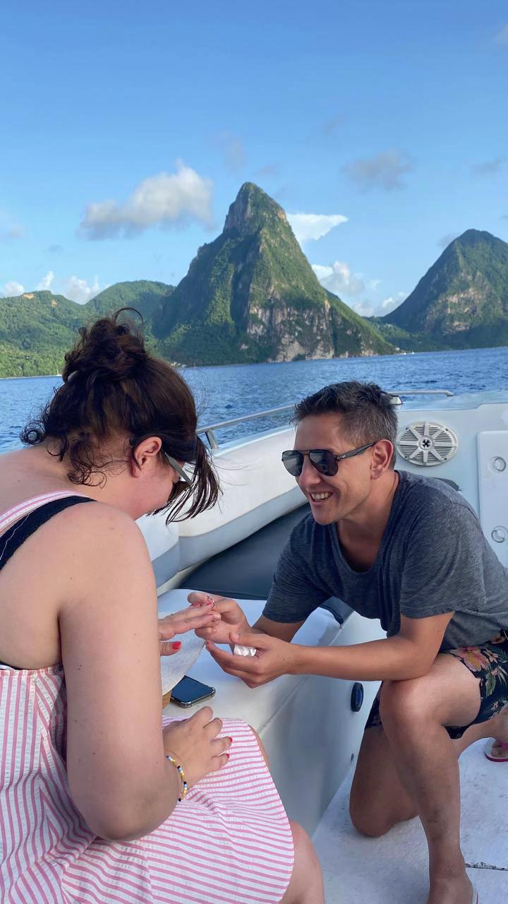 @FeelGood Boat Tours