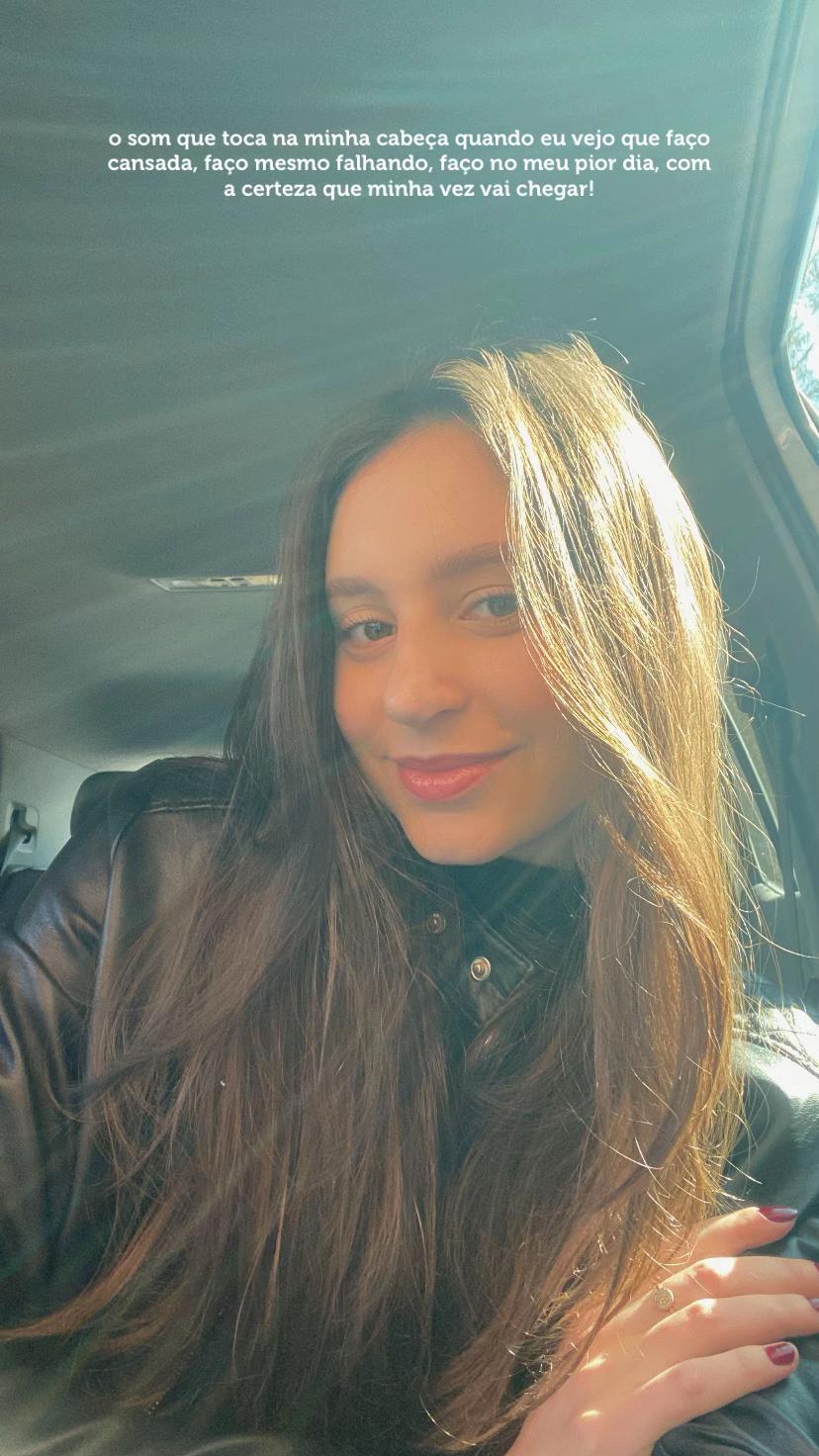 @Thauana