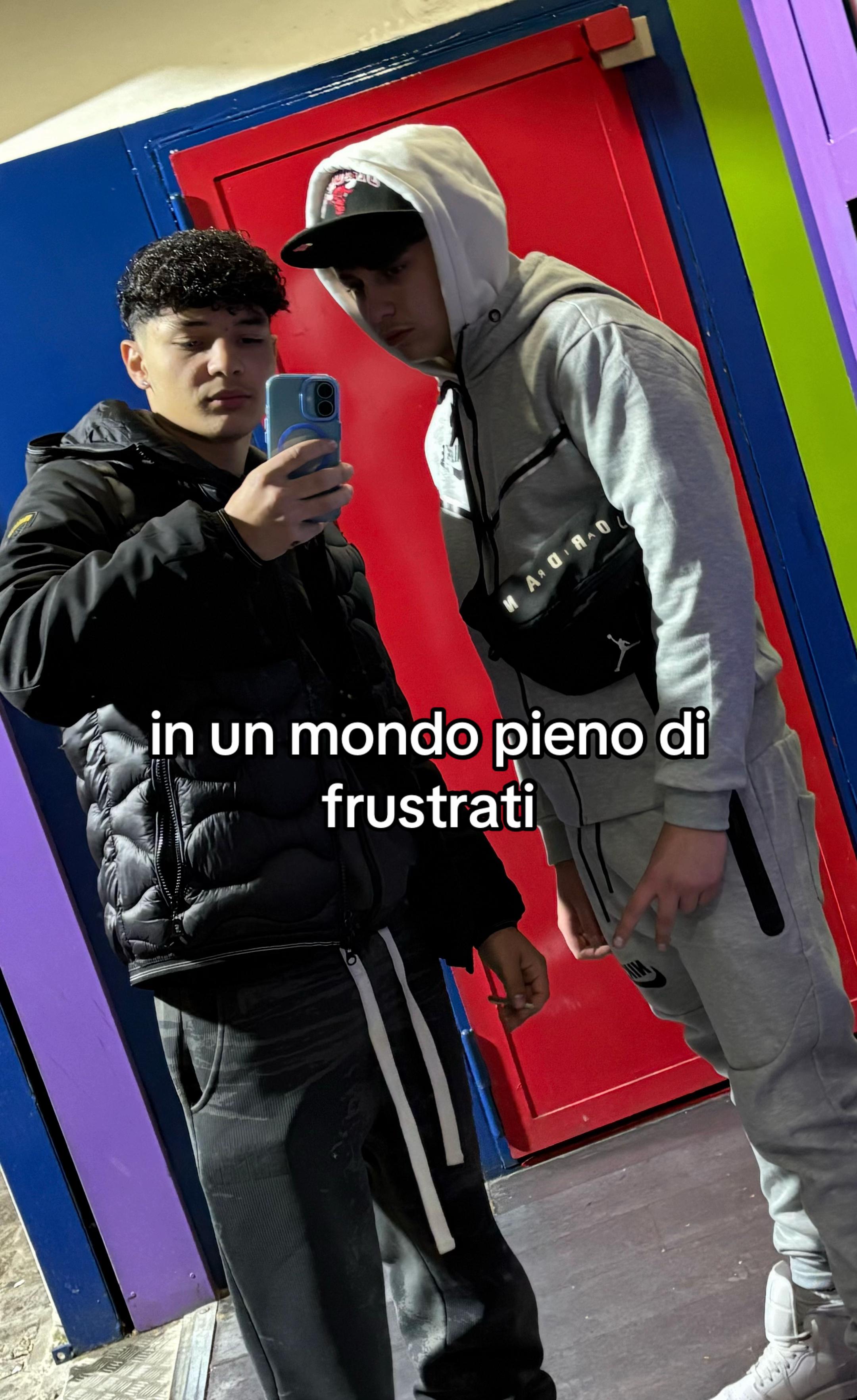 @๐๐ง