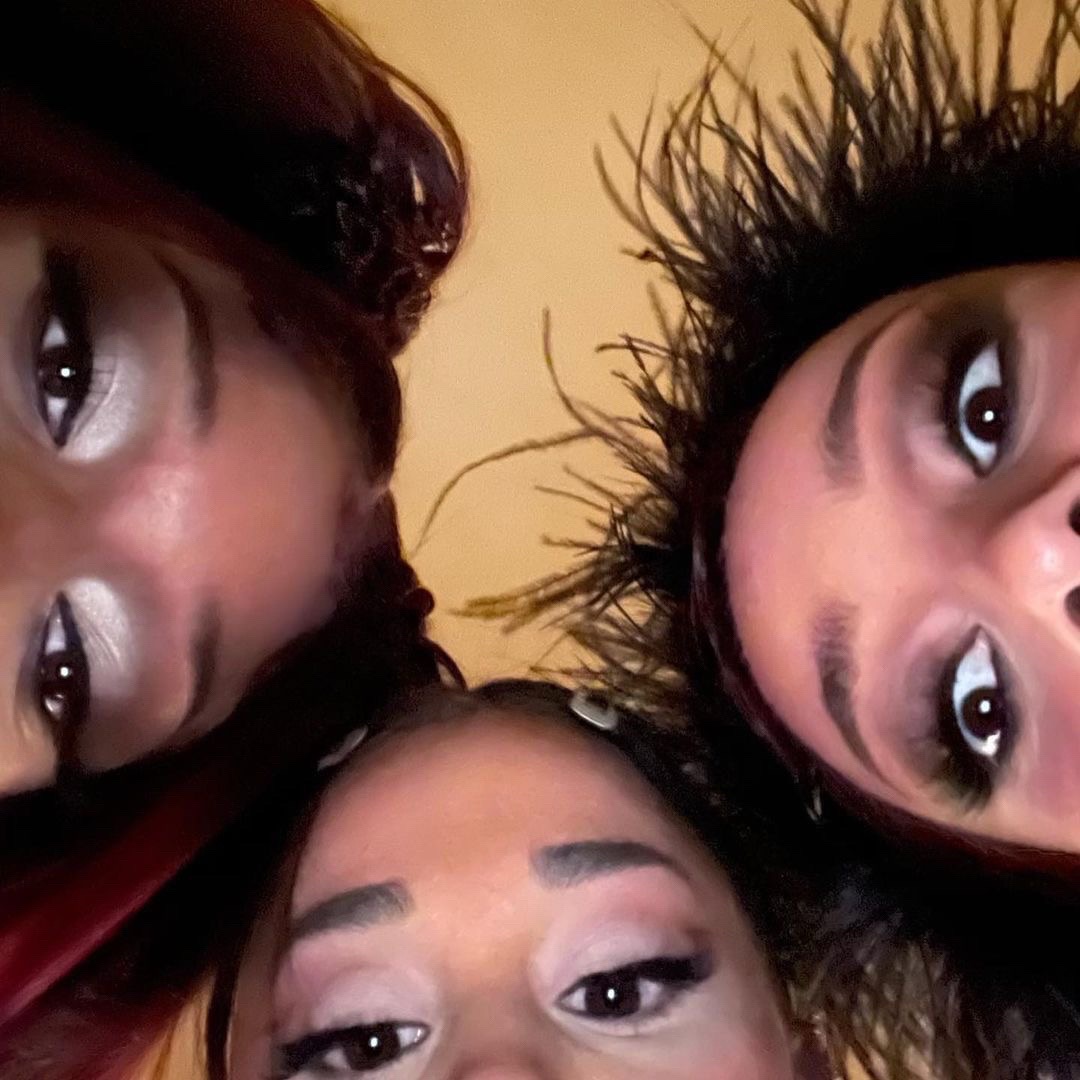 @i post pop culture🎞️🎀🥰