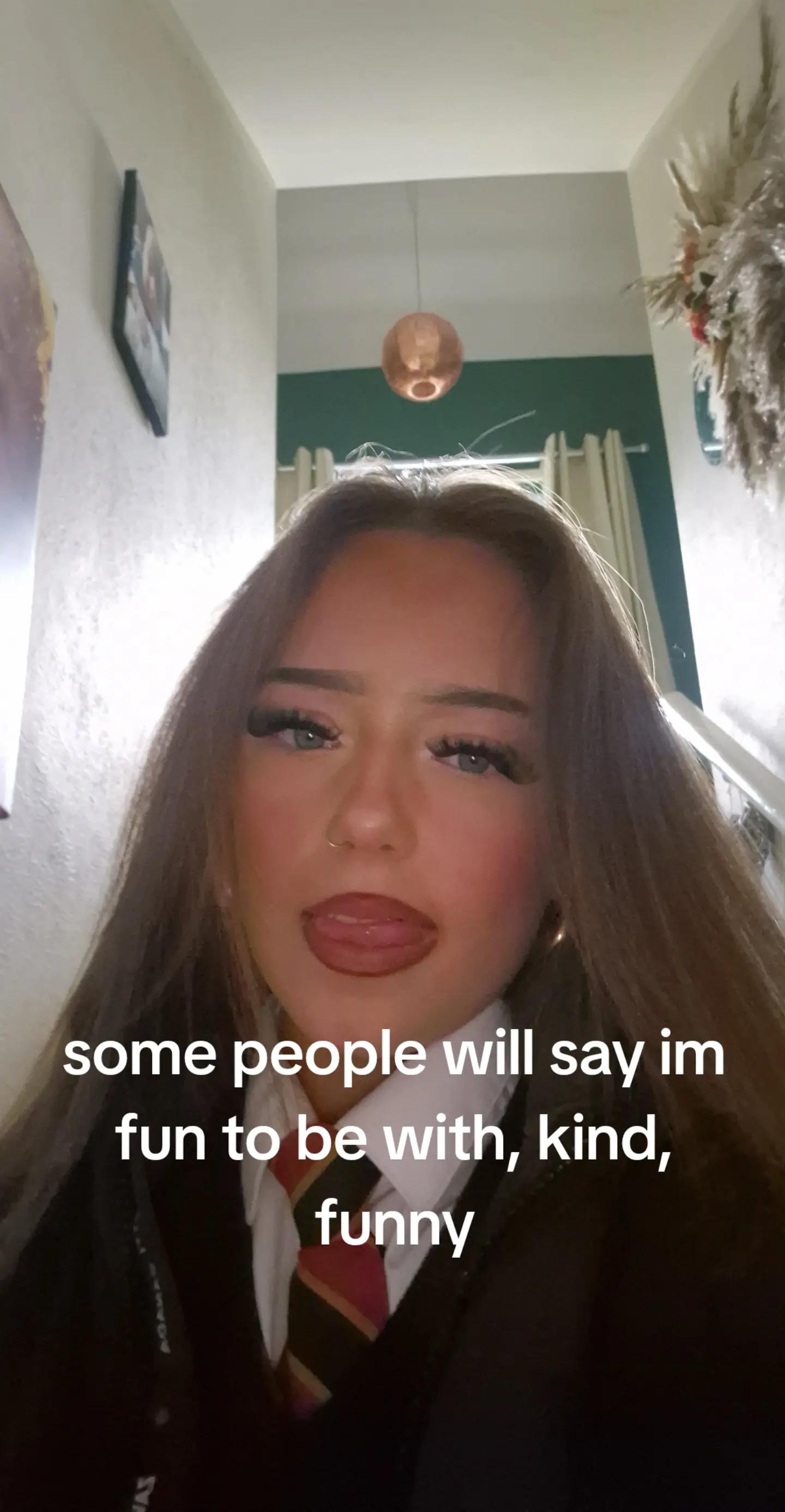 @𝓛𝓞𝓛𝓐😚🫰