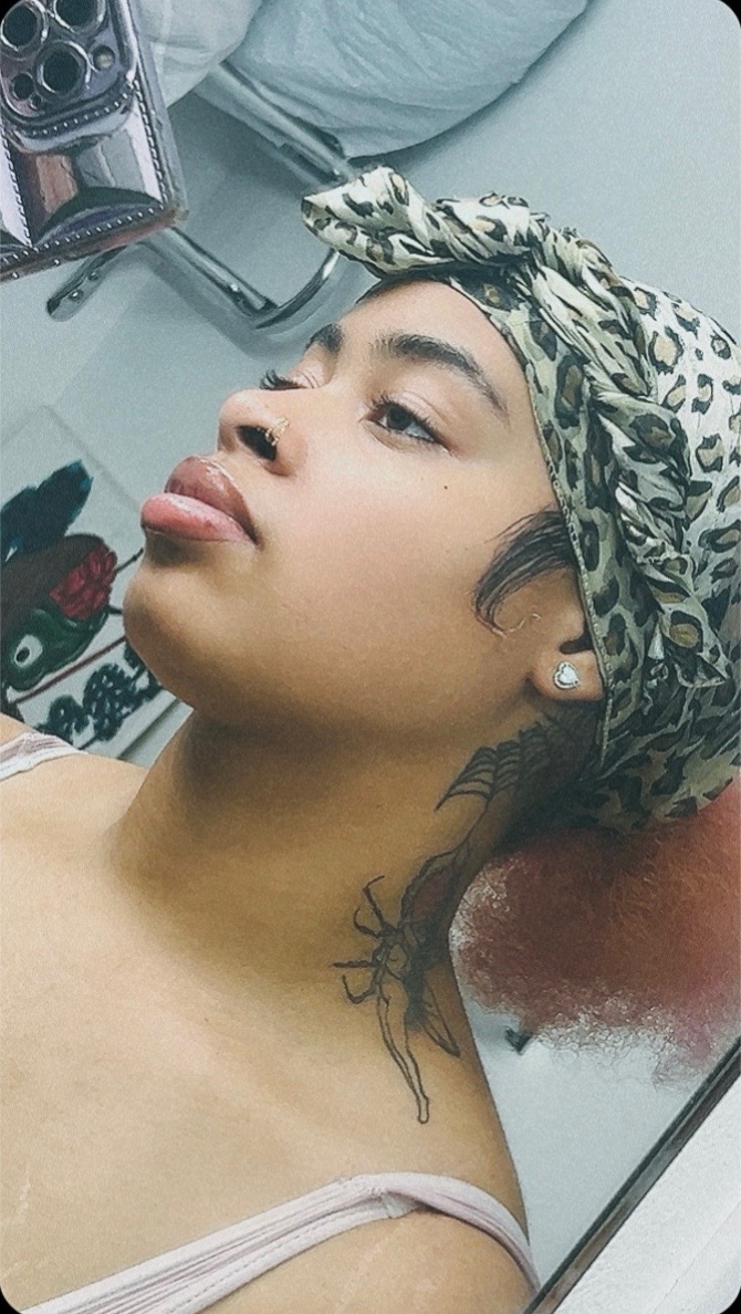@💋✨