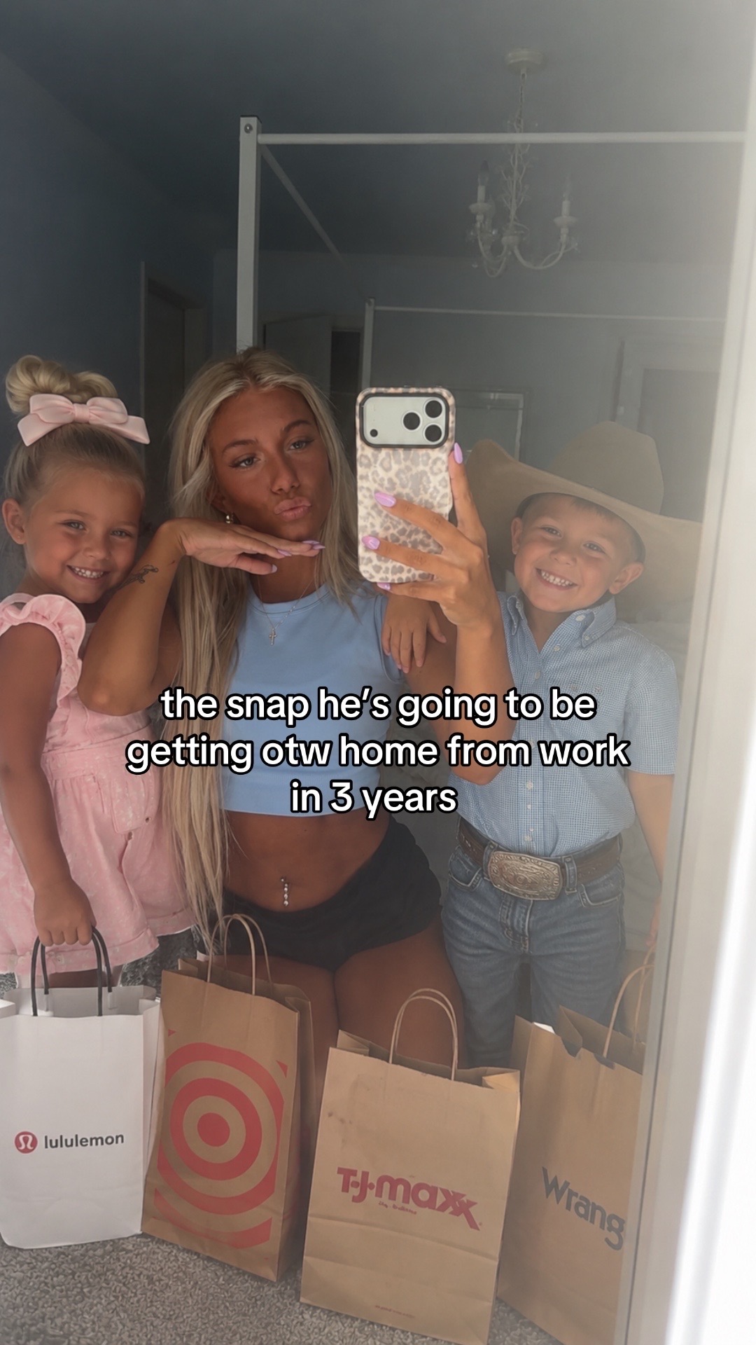@𝐿𝓎𝓇𝑒𝓃 𝒮𝓉𝓇𝒶𝓉𝑒