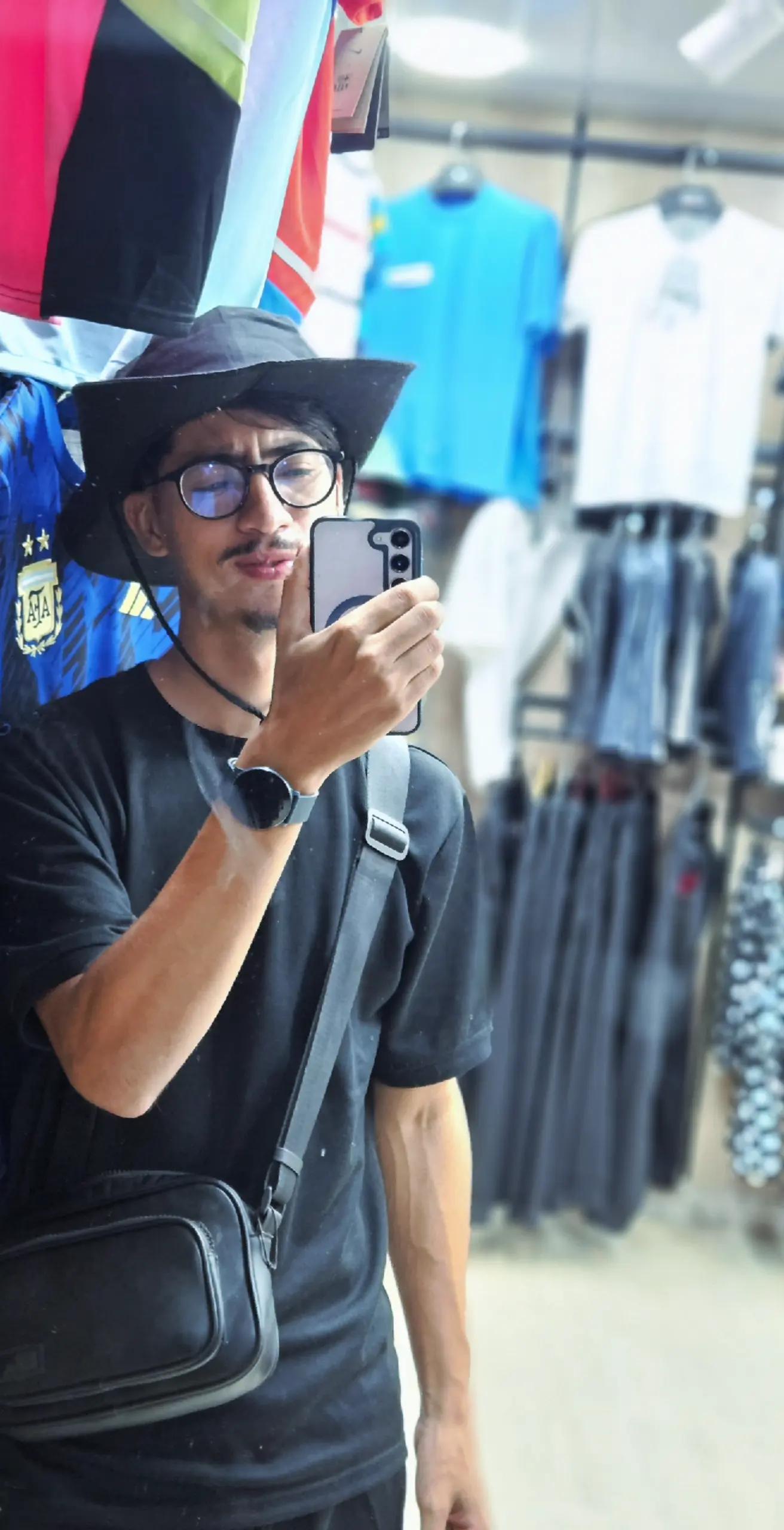 @💛🇩🇿anesseghier👑🦥