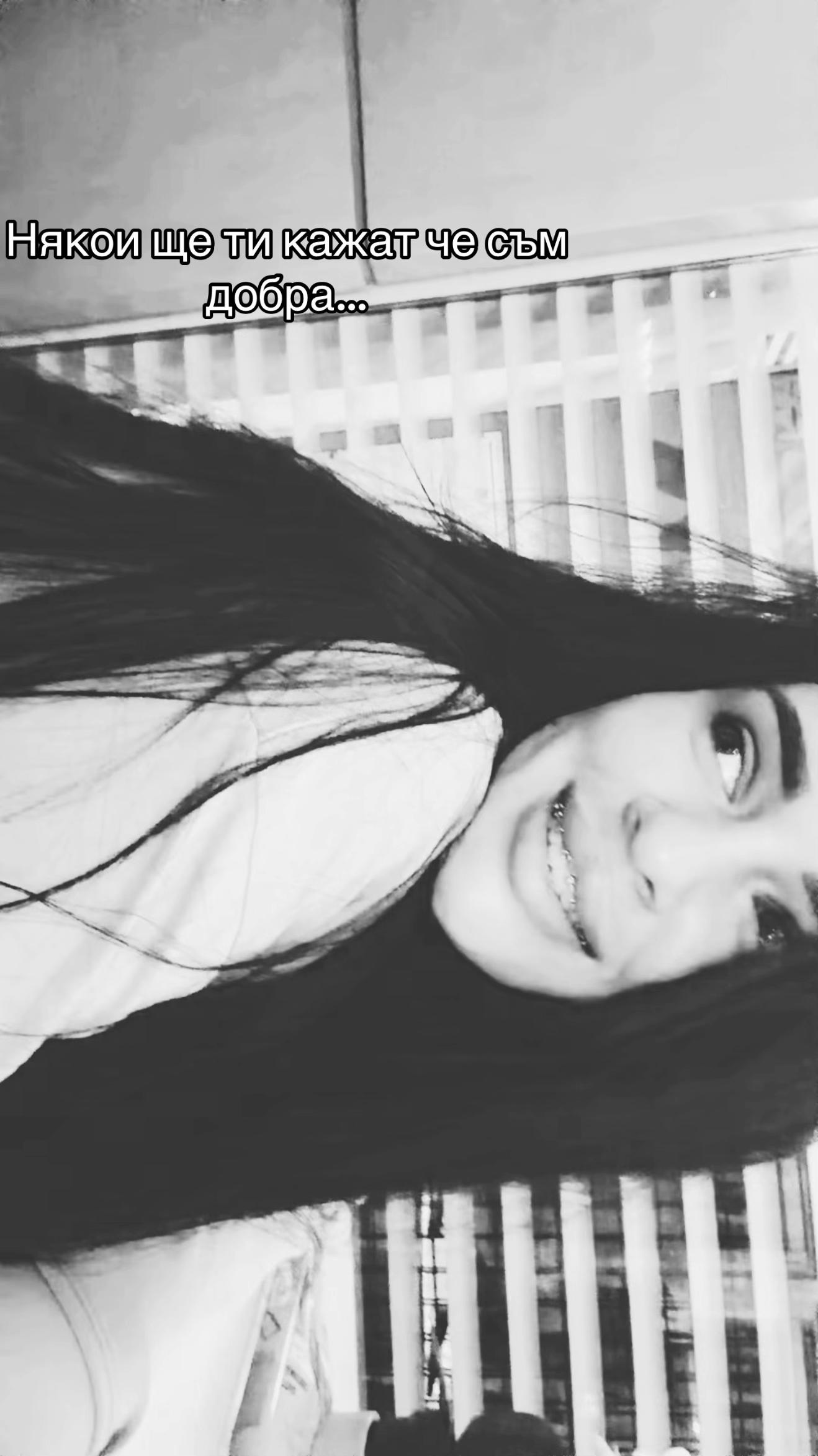 @LorelaiM