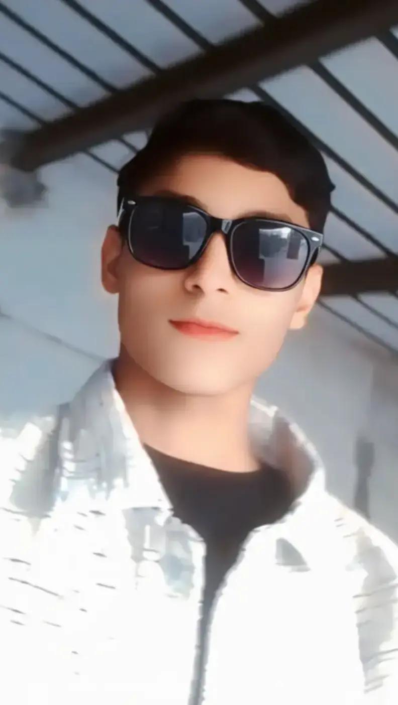 @😎Farman💢official🦅