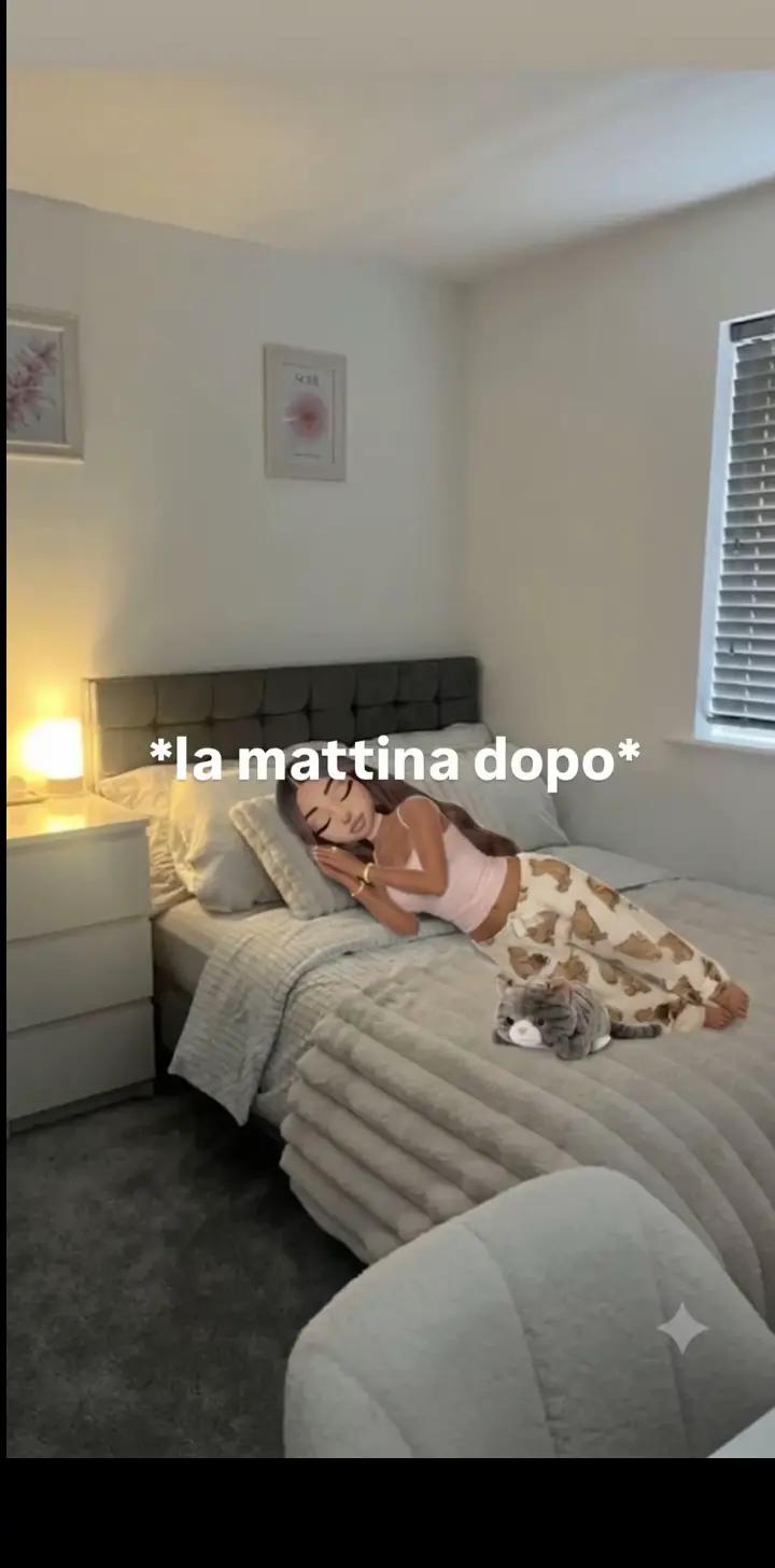@storiemoji