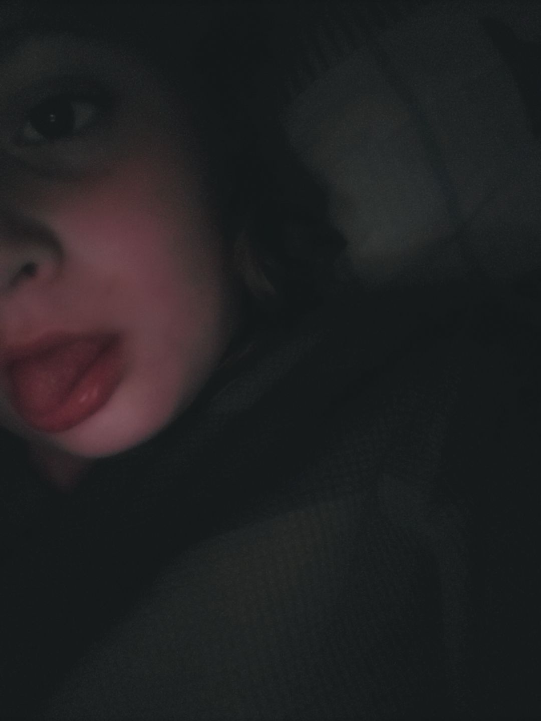 @b̶l̶u̶r̶r̶y̶f̶a̶c̶e̶