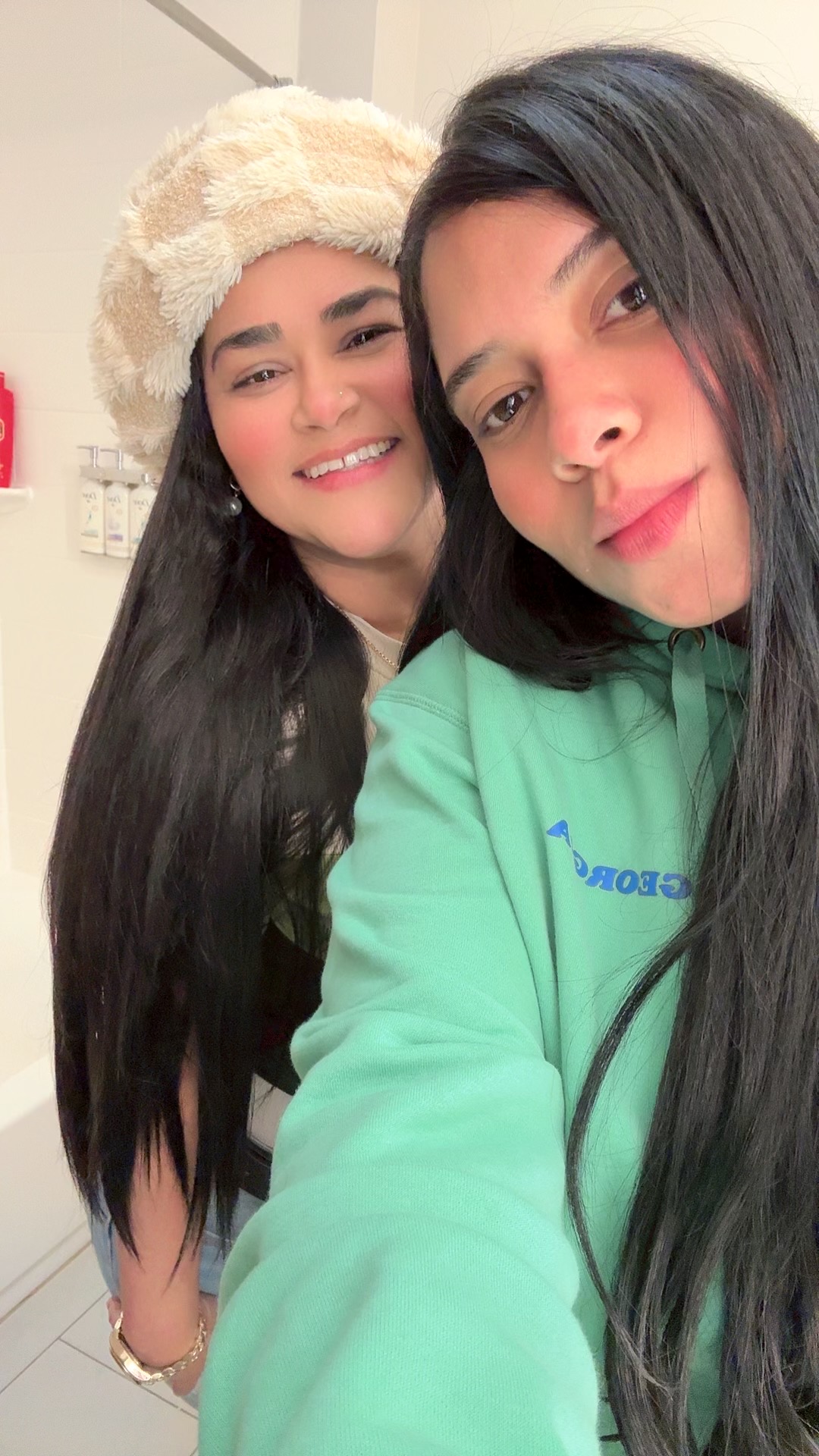 @Ani✨