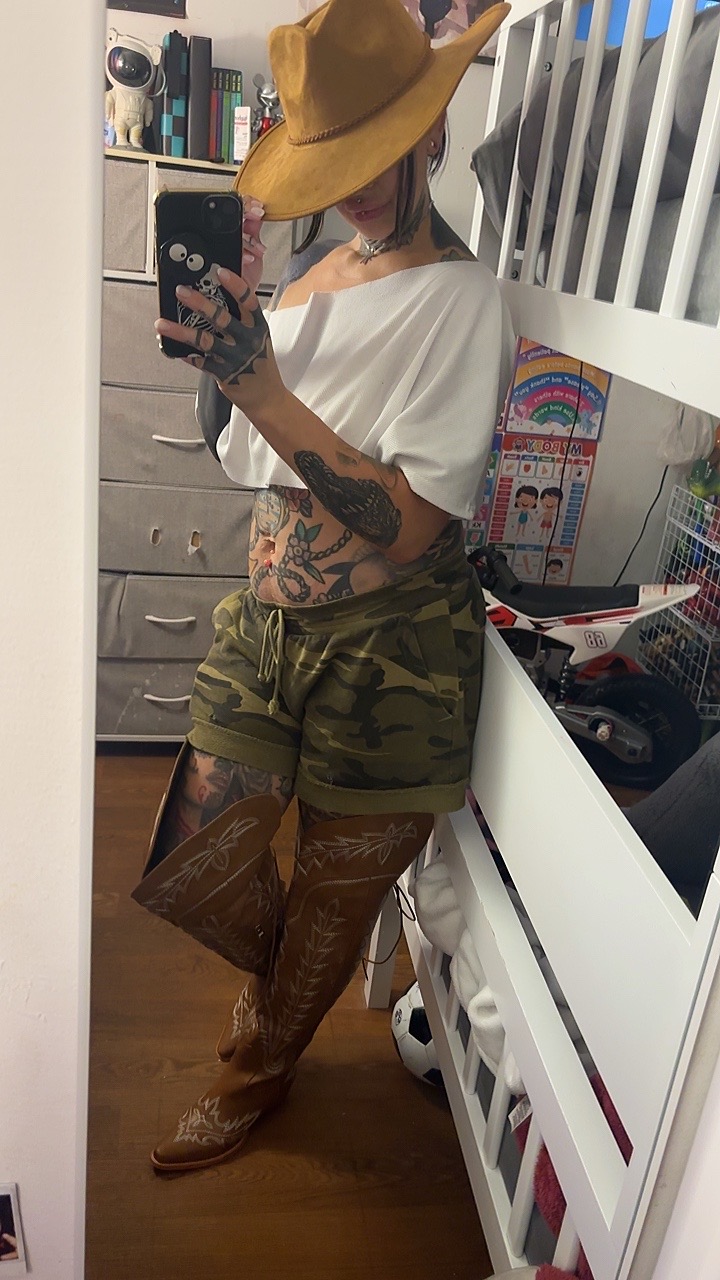 @_chowlee2