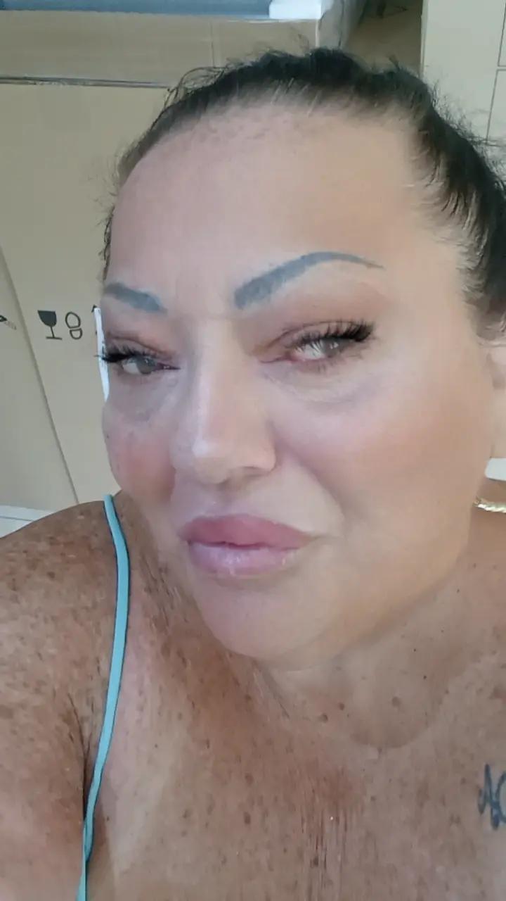 @anna davinno