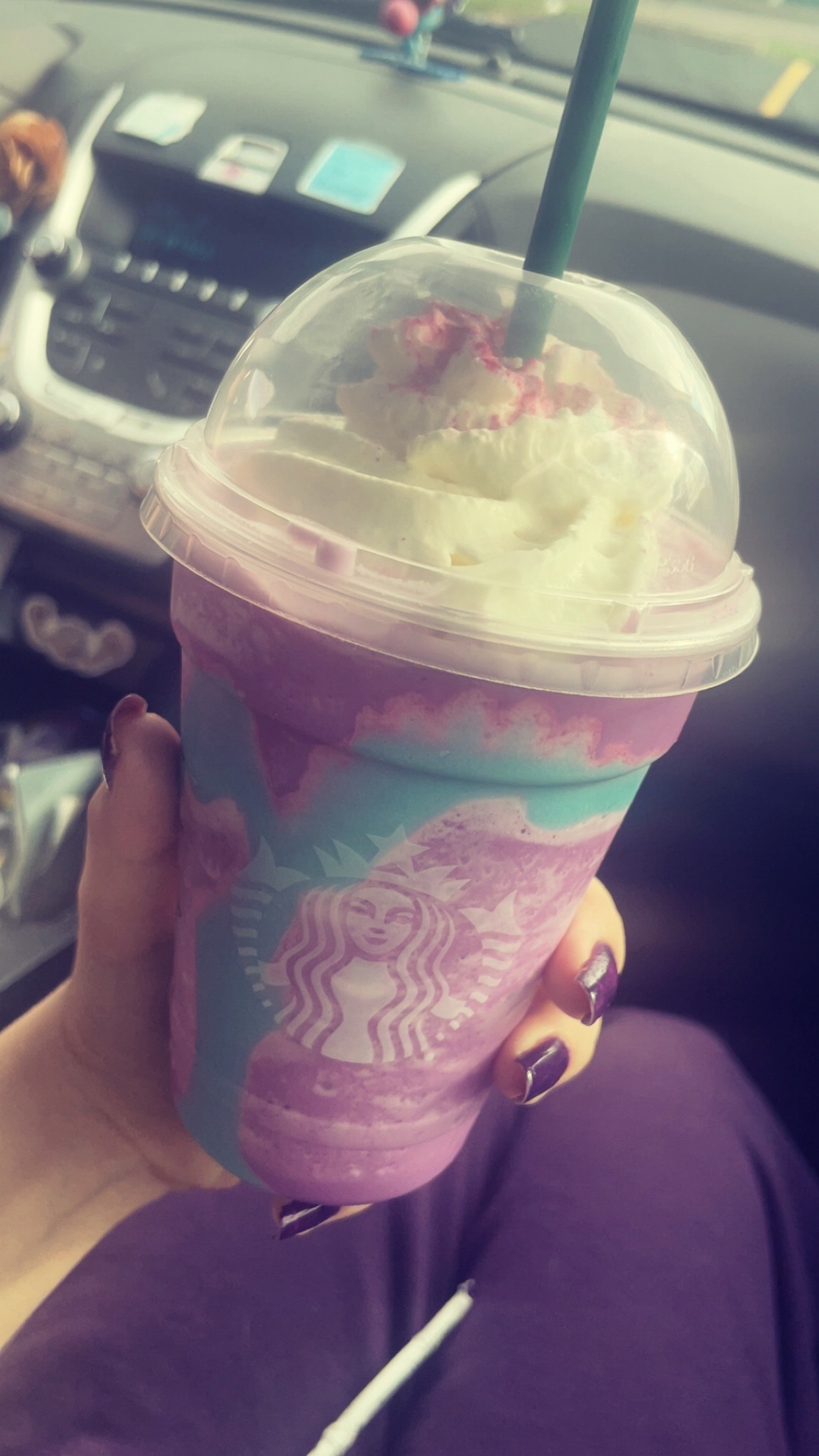 @‧˚🦄 αℓεא (ɦεℓℓρα૨ҡ)₊˚⋆🏔️🚸