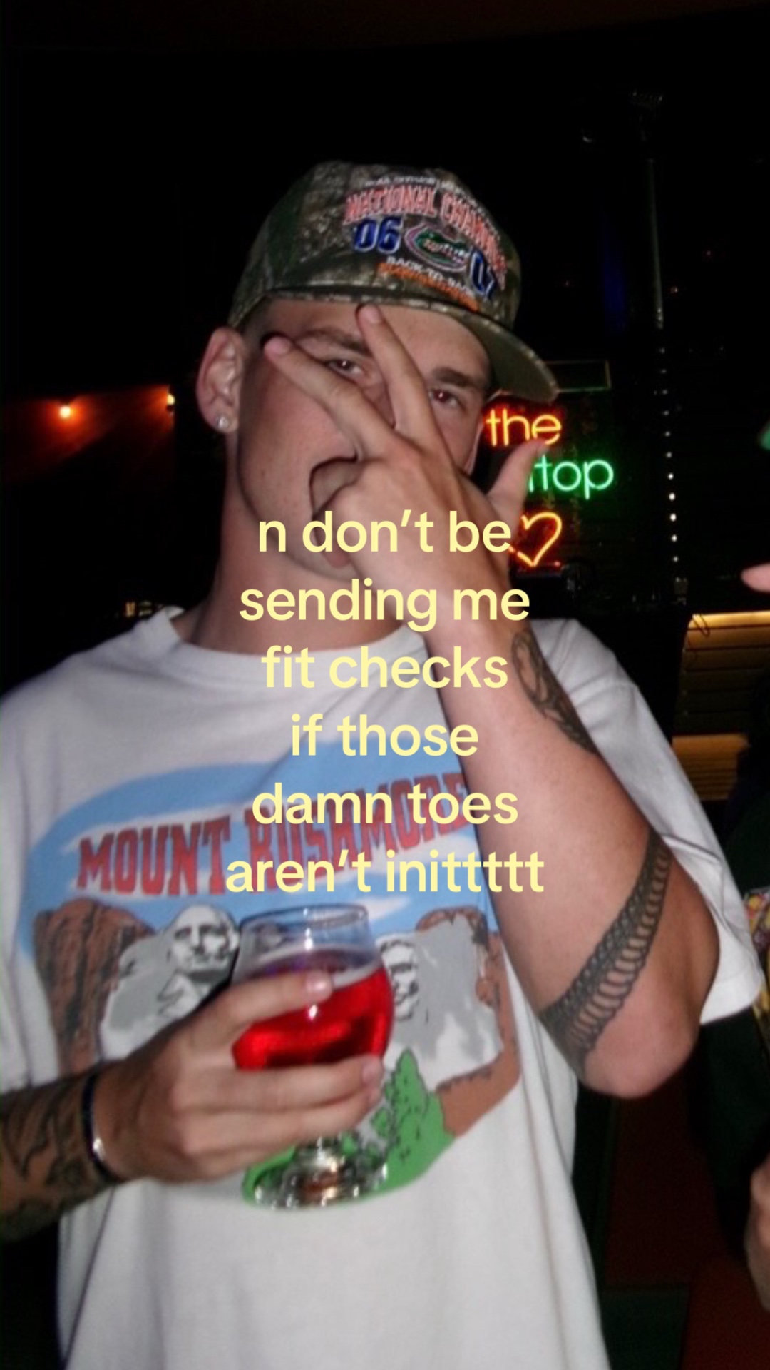 @🙂