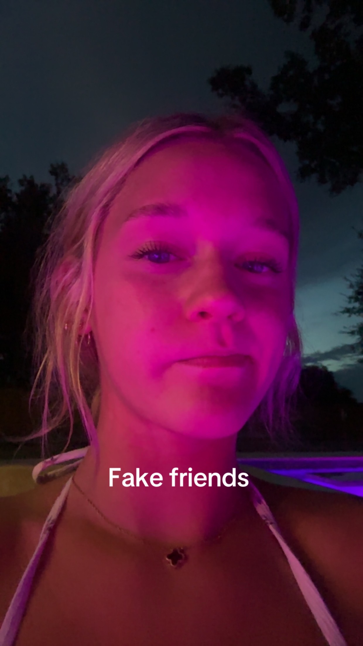 @…