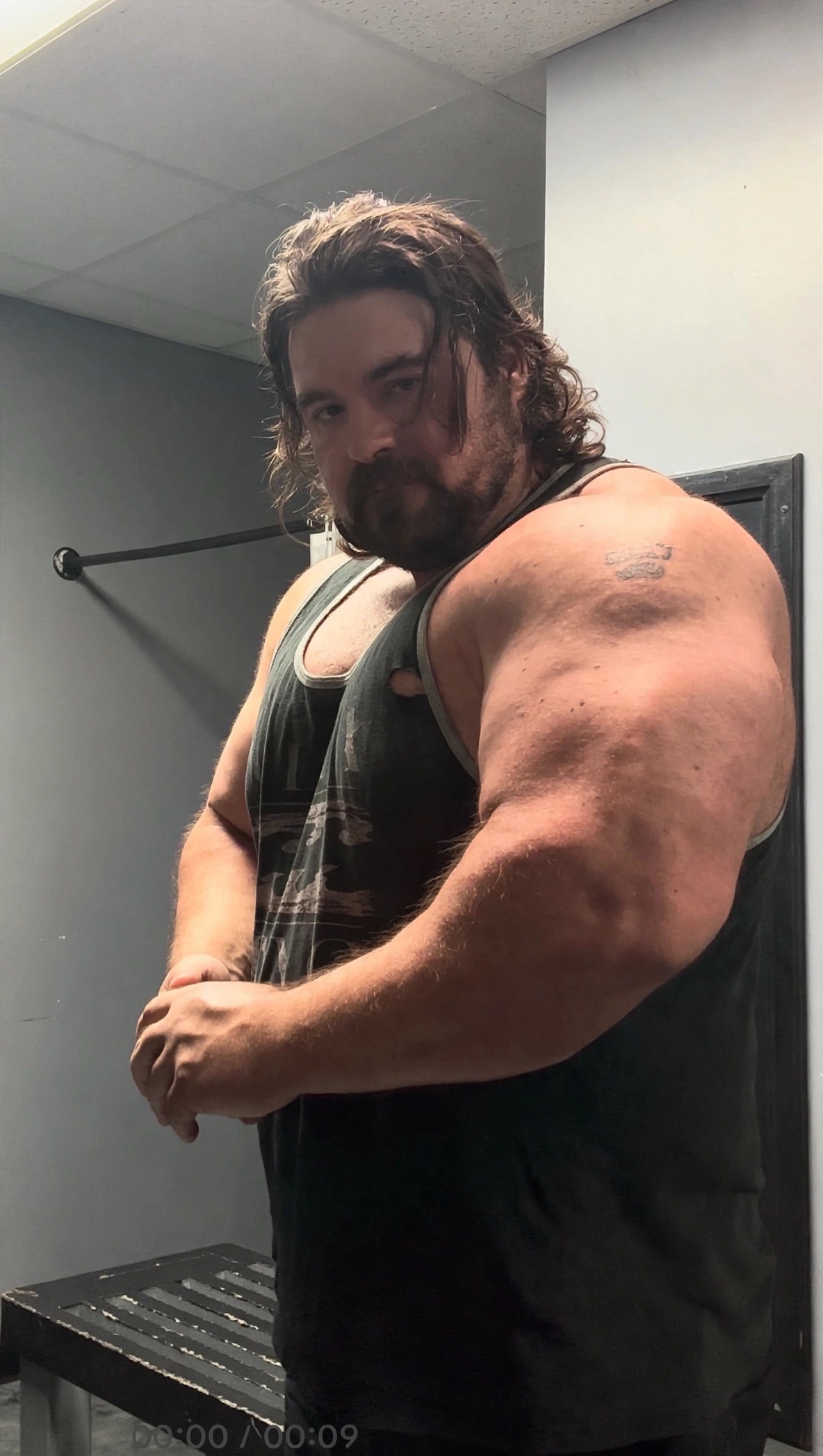 @huskinshorror