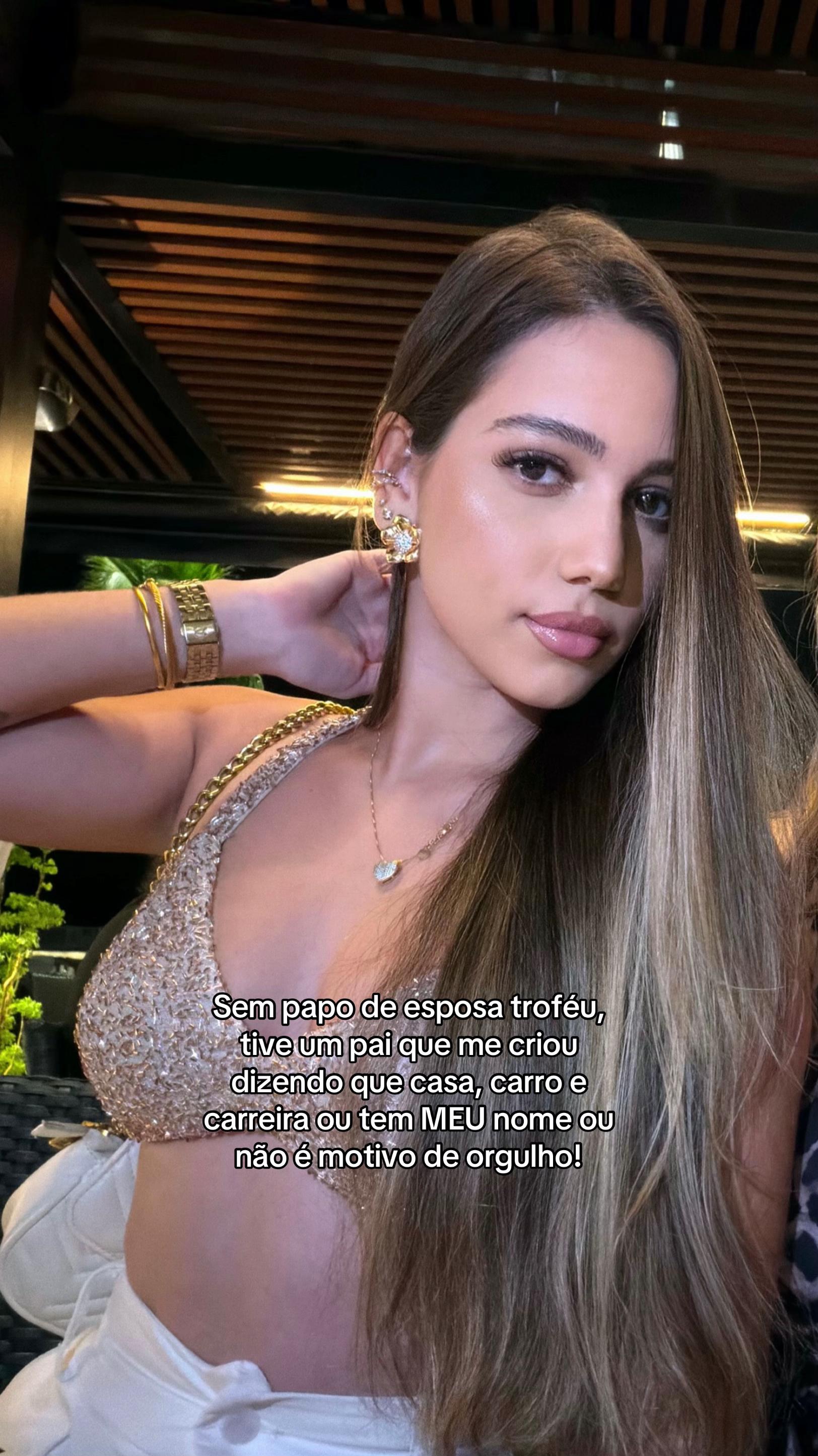 @Lunna Tauany