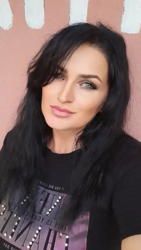 @Georgiana❤️G 🧡