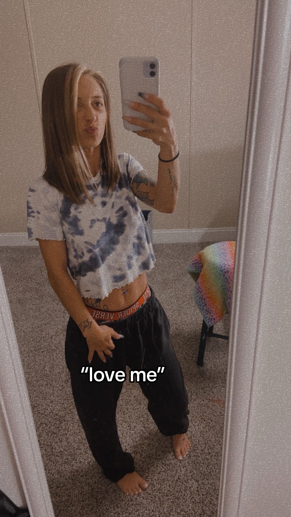 @lindseynicolefoster