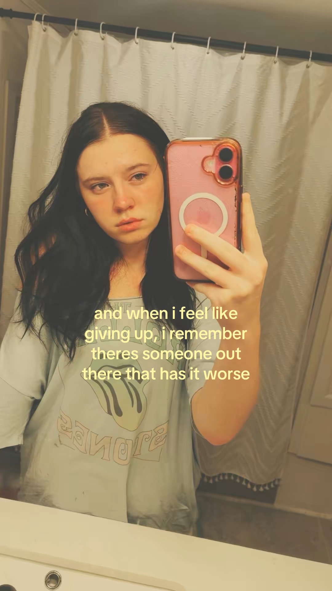 @😐