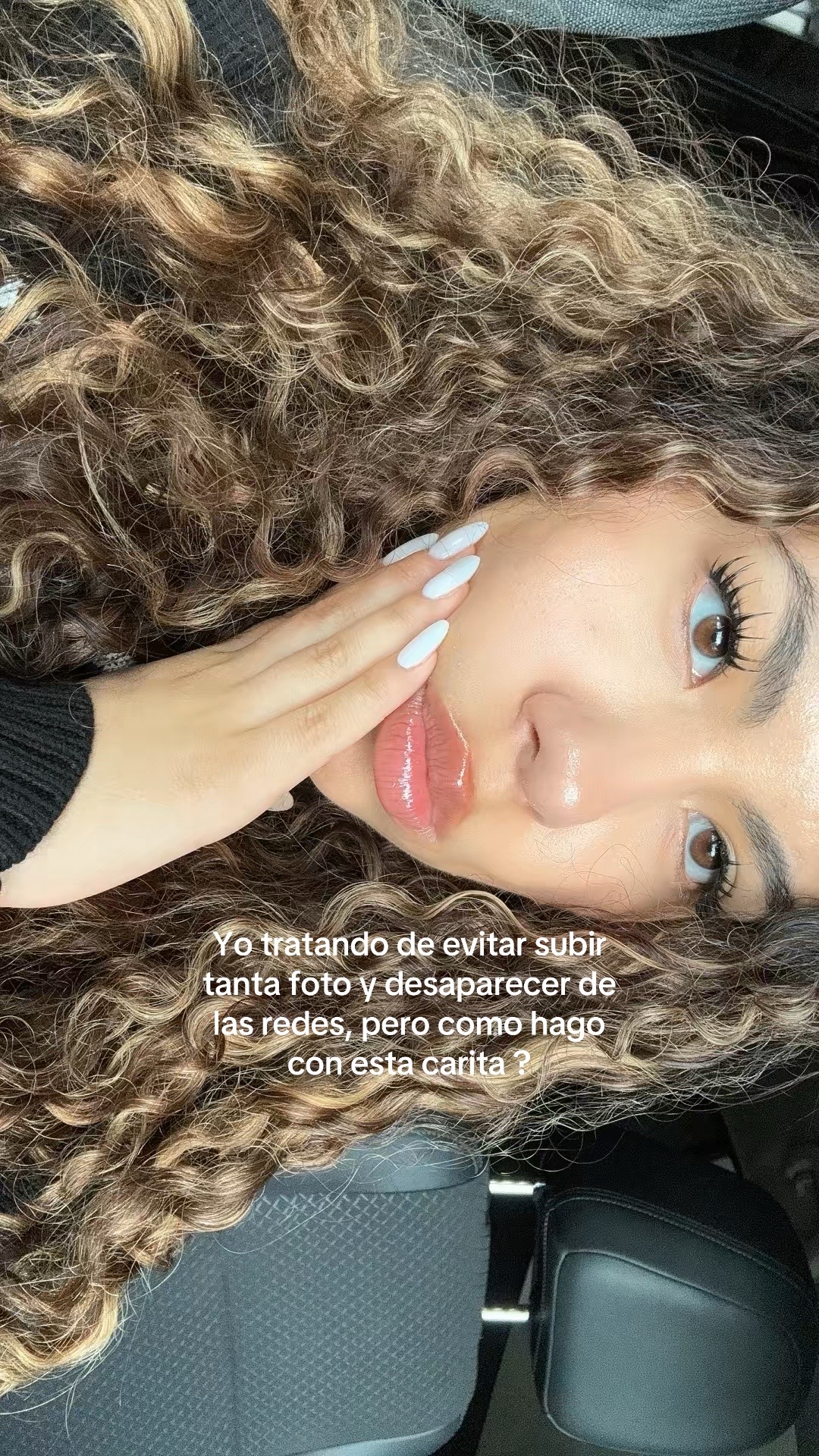 @hot.peruvian