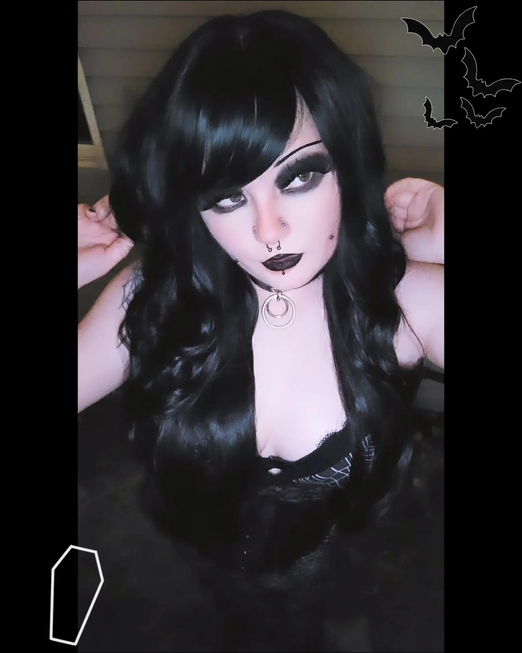 @Graveyardbabe1031