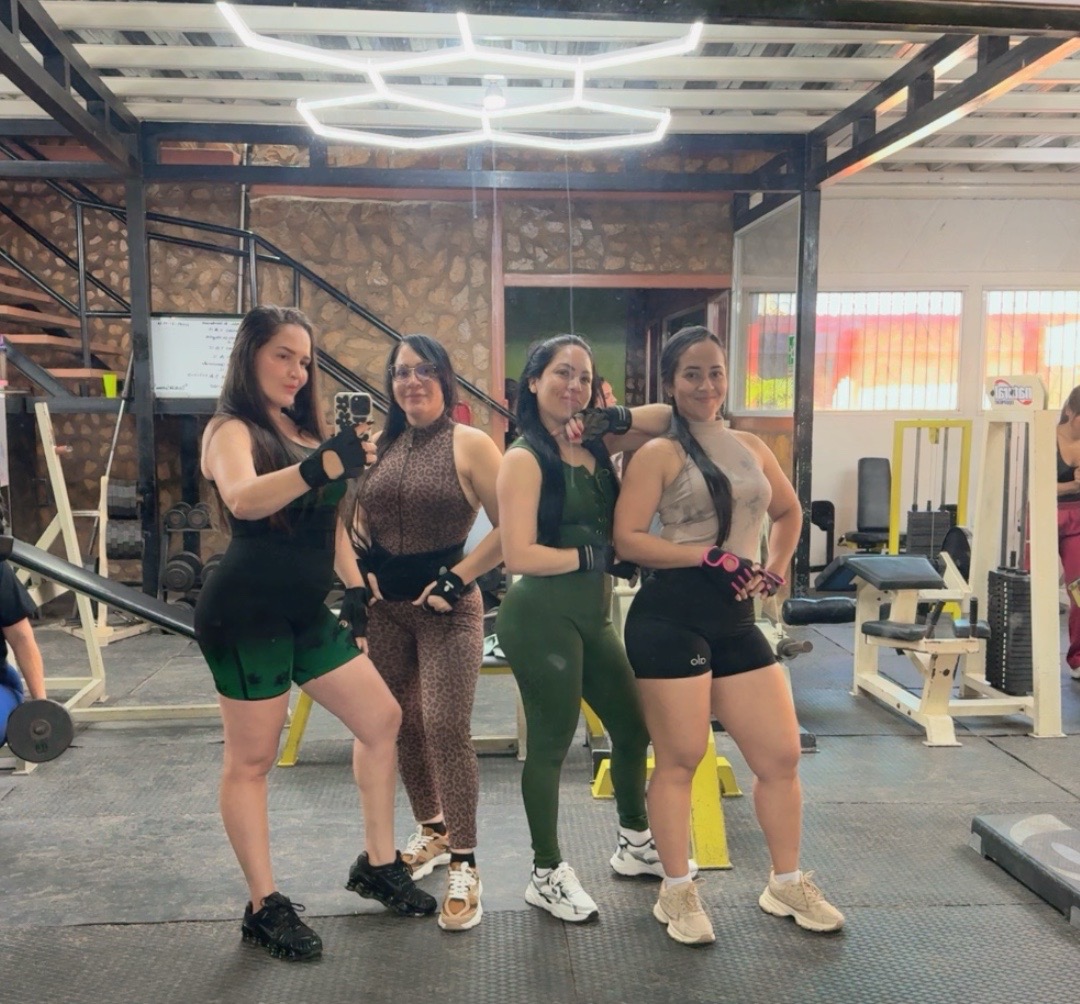 @Rox🤞🏻