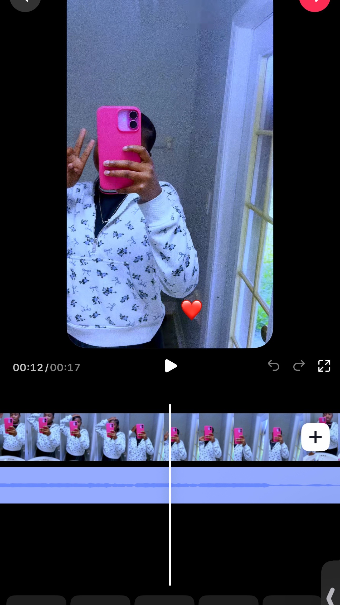 @chill im easy😅😘.