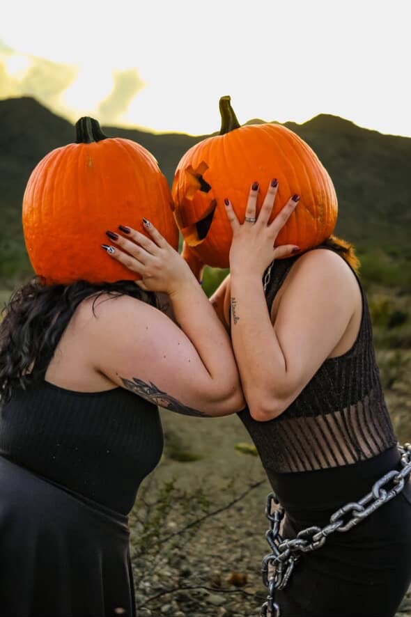 @honeyeyedcaela