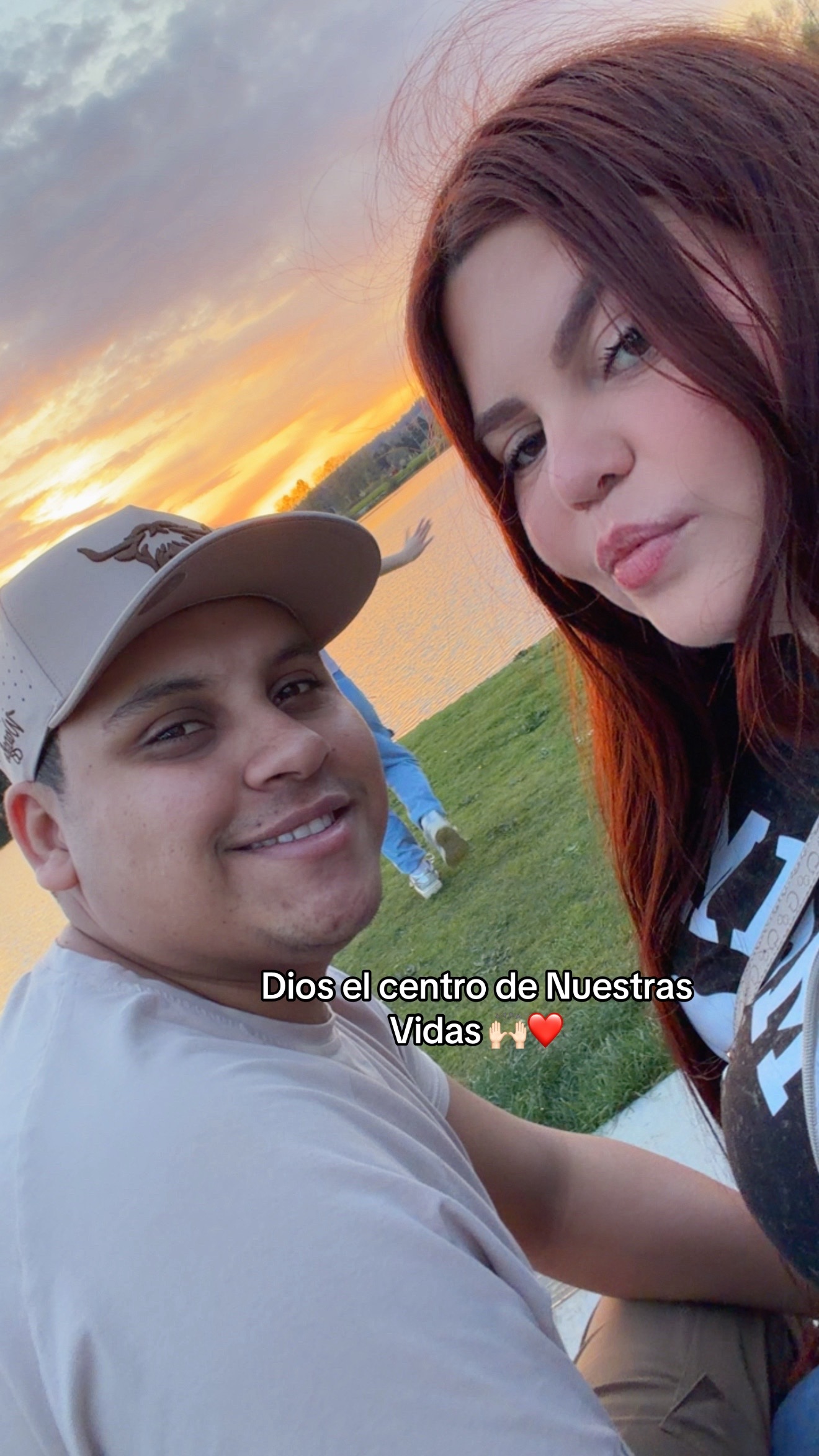 @AngeeLinares🔥