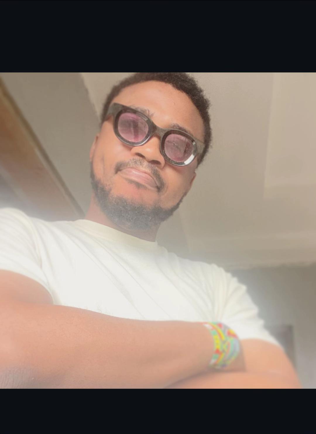 @Manhimself007