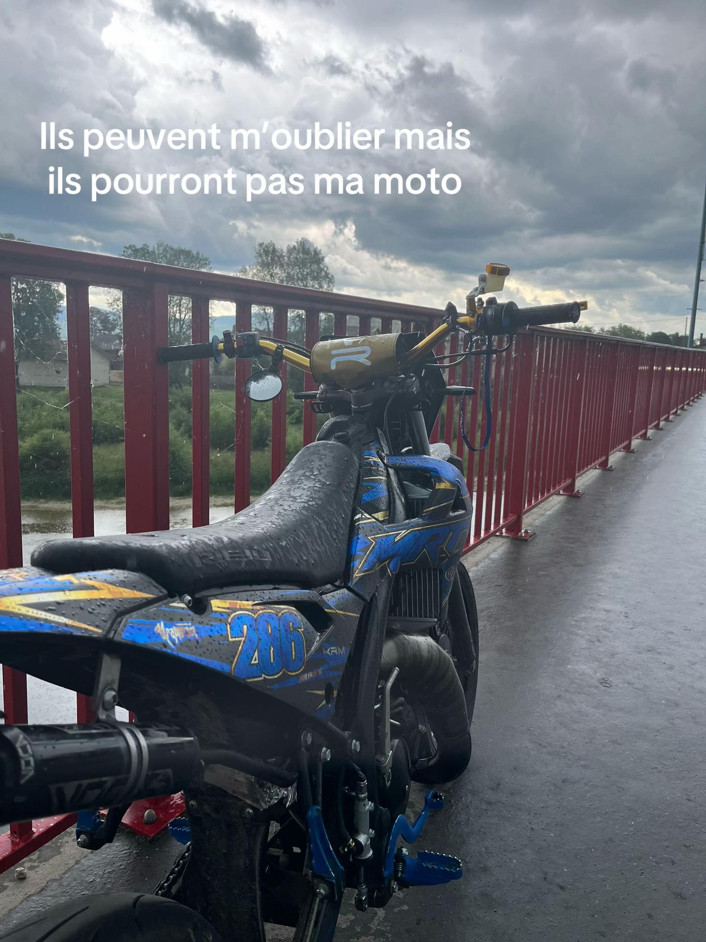 @mrtrackk_