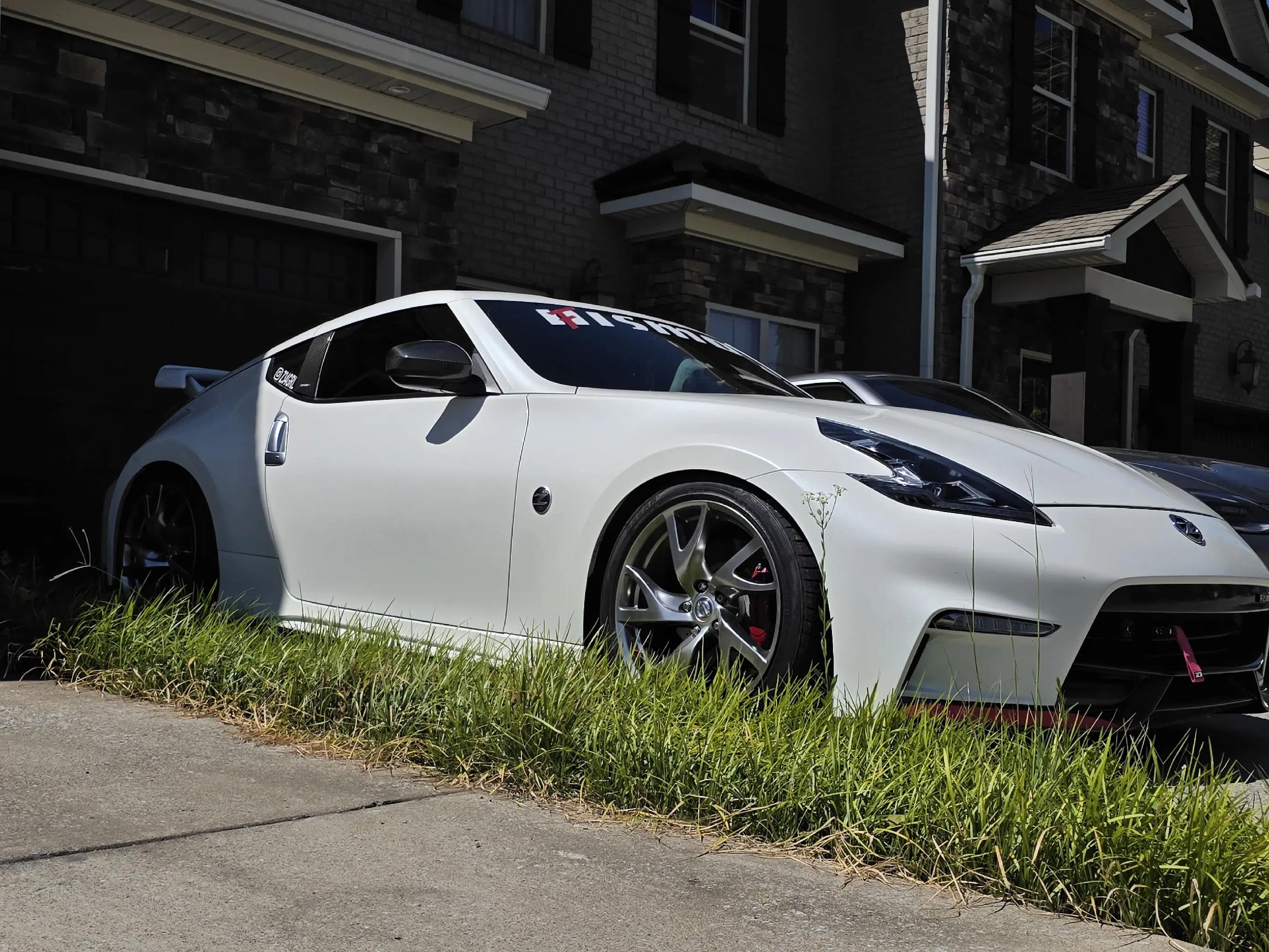 @Z34GRL