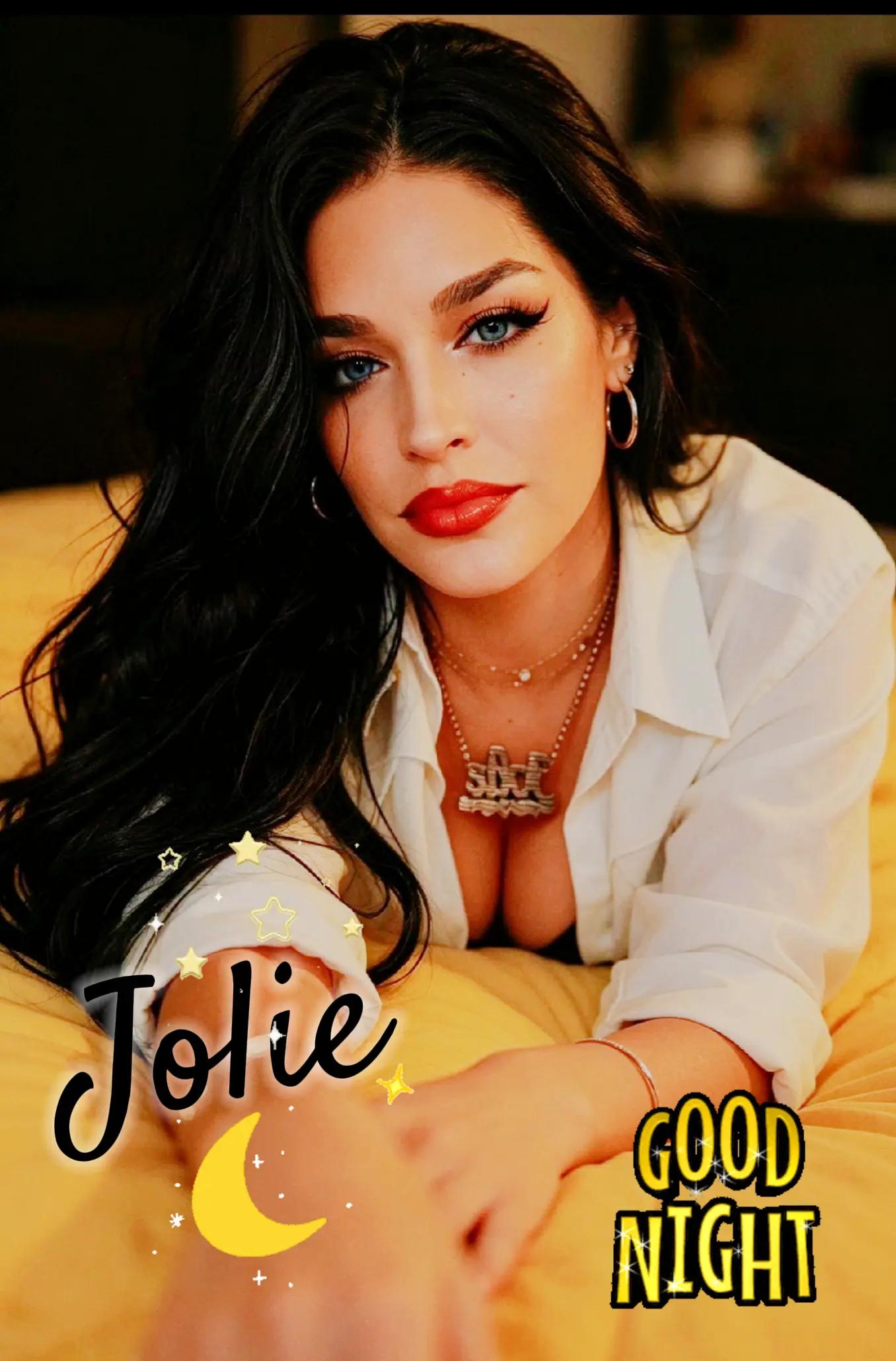 @Jolie's Just Looking!!!