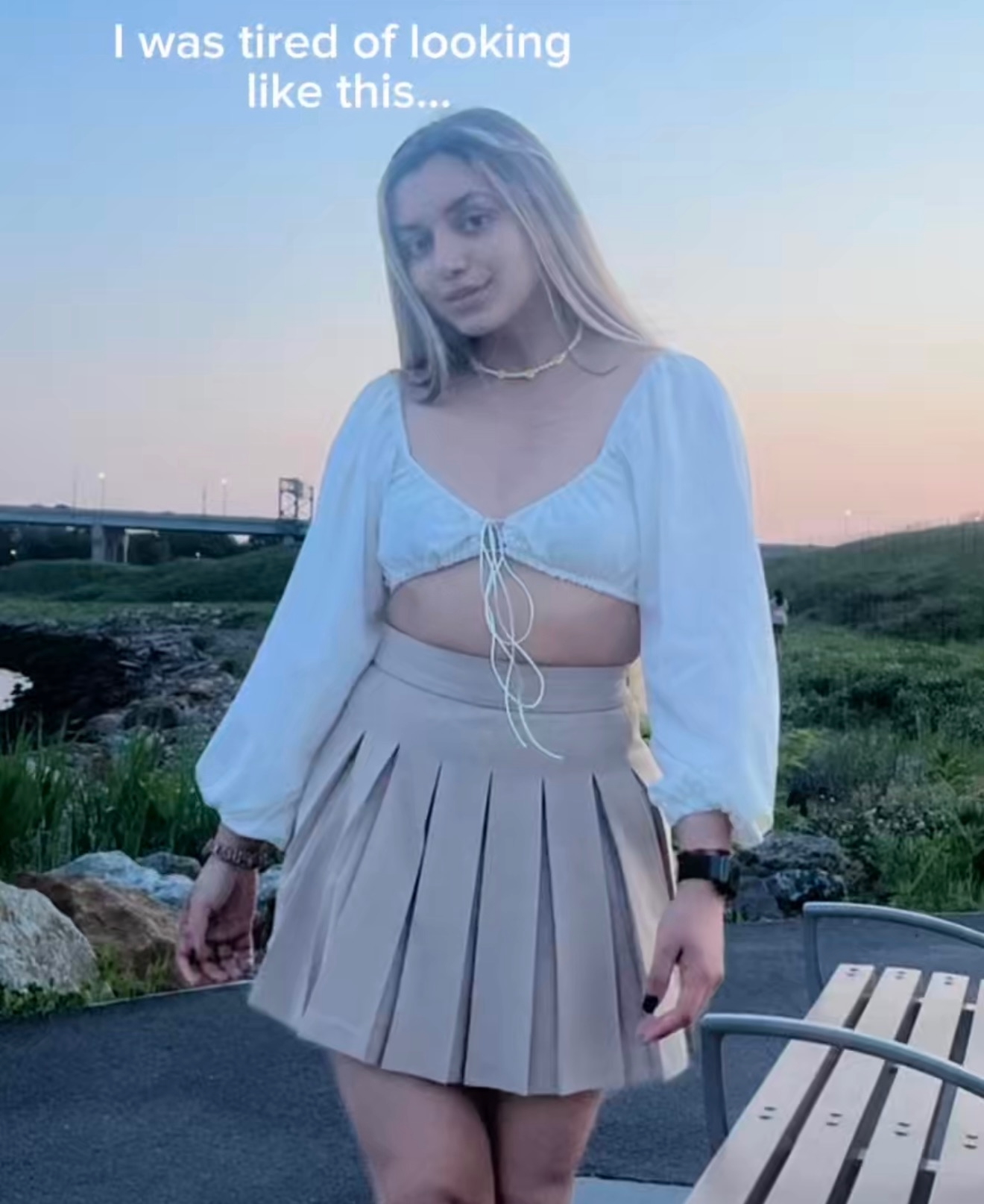 @Bella