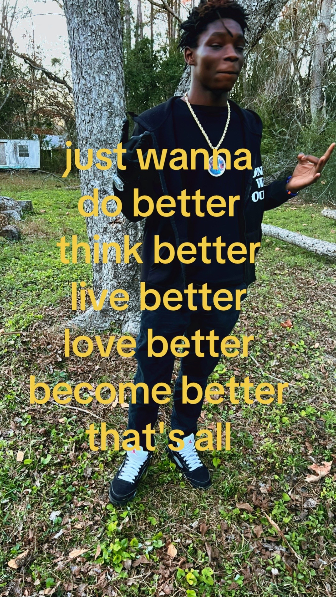 @⃟
