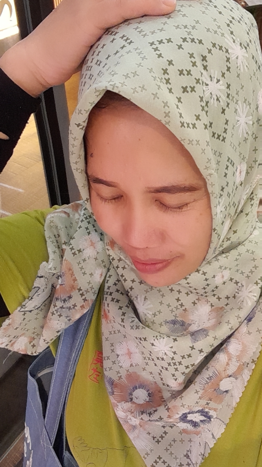@iyux