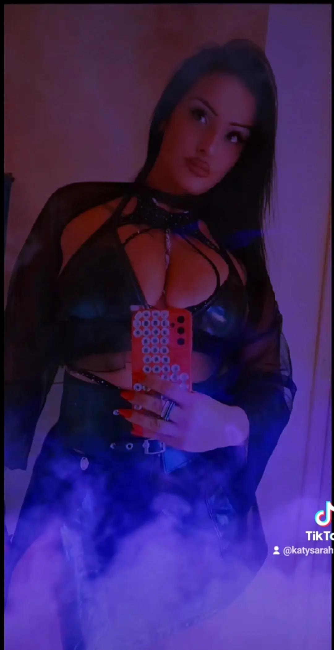 @katysarah