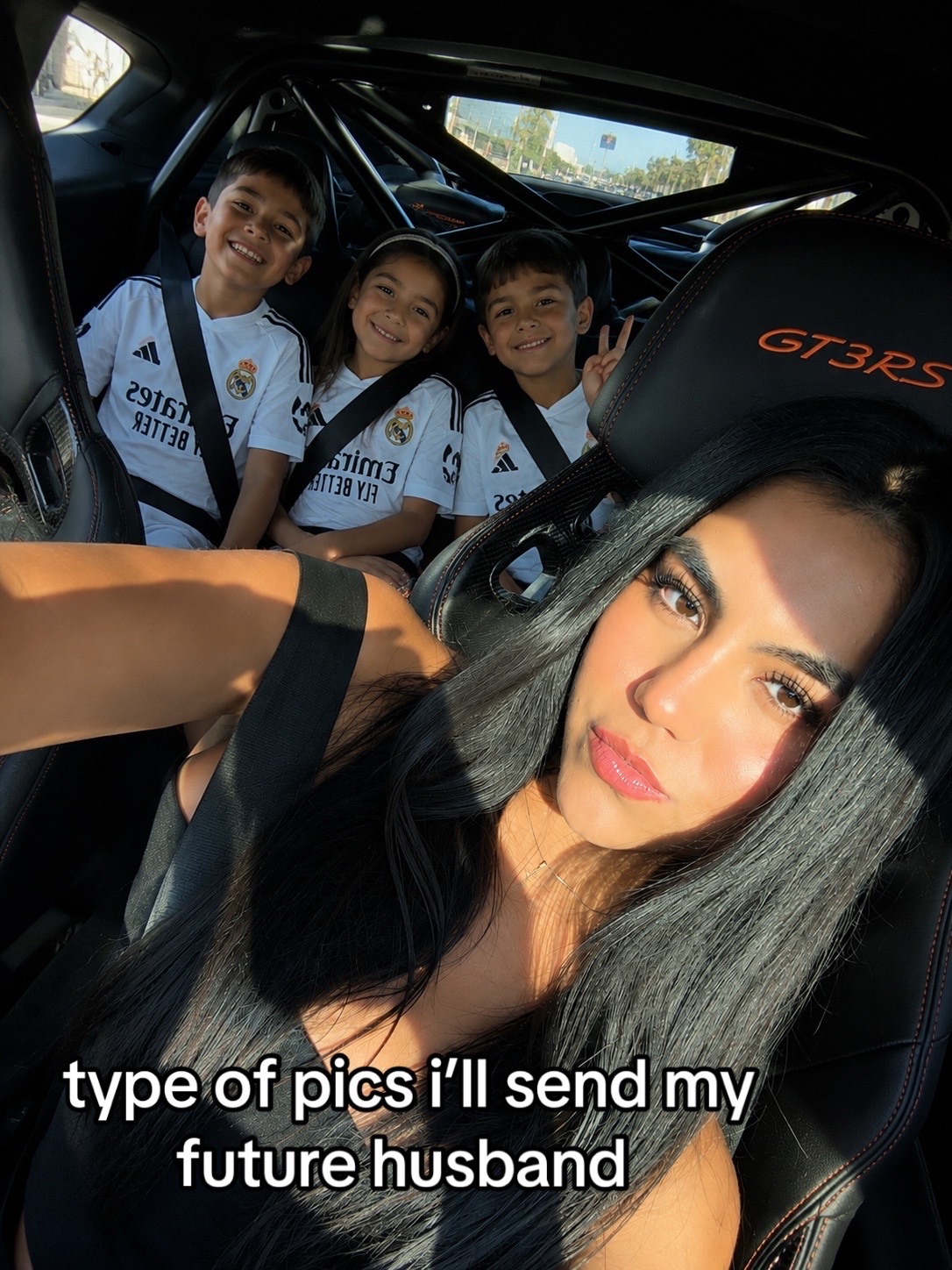 @m.sofia.2